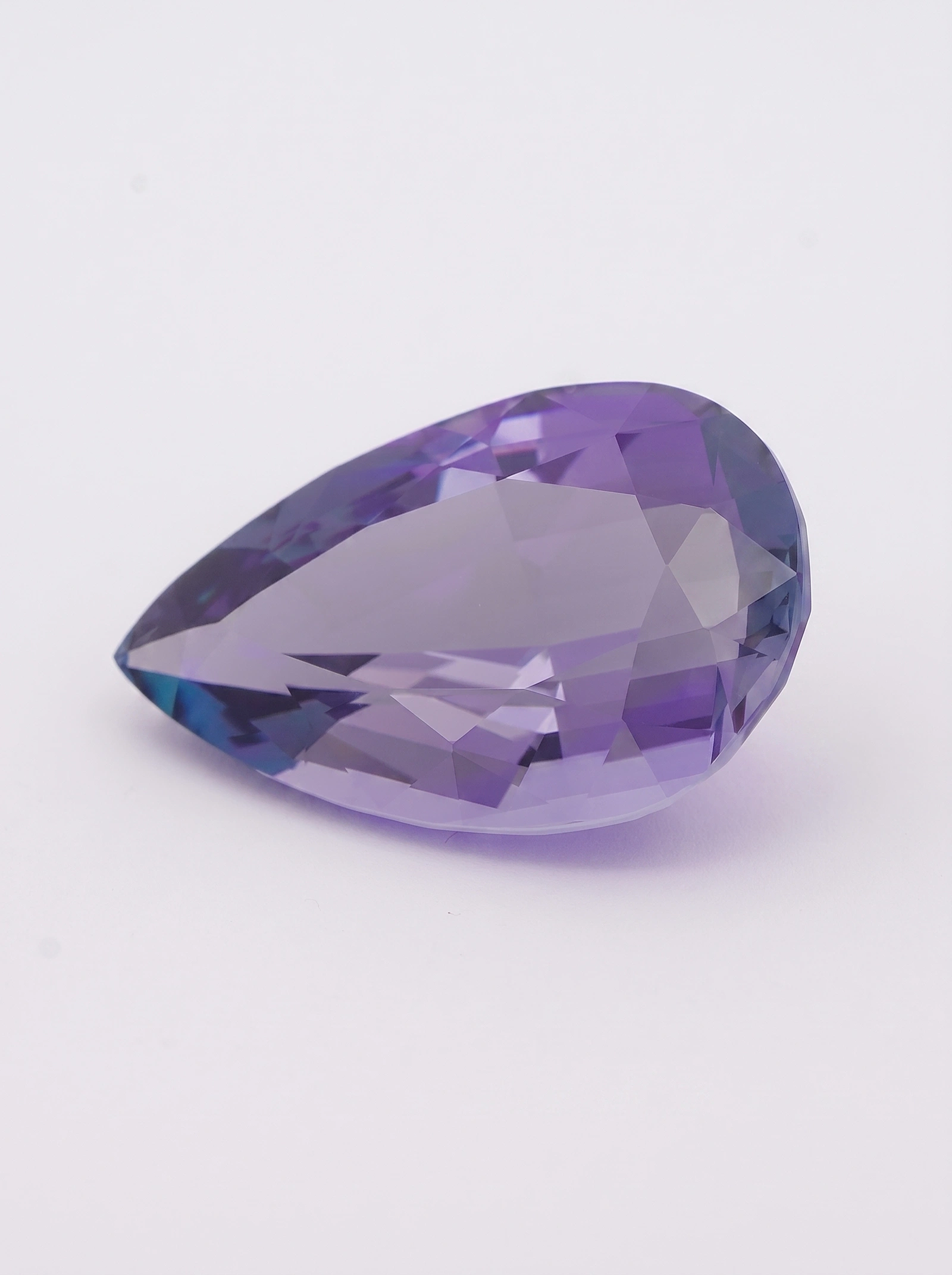 Natural Tanzanite – Internally Flawless – Bellerophon Certified / NO-B62952 — view 4
