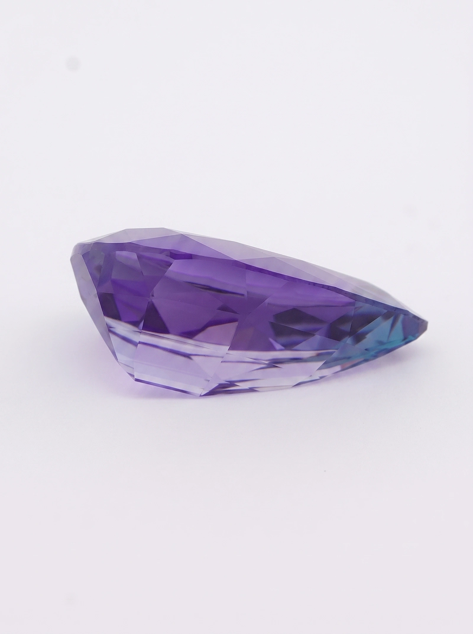 Natural Tanzanite – Internally Flawless – Bellerophon Certified / NO-B62952 — view 6