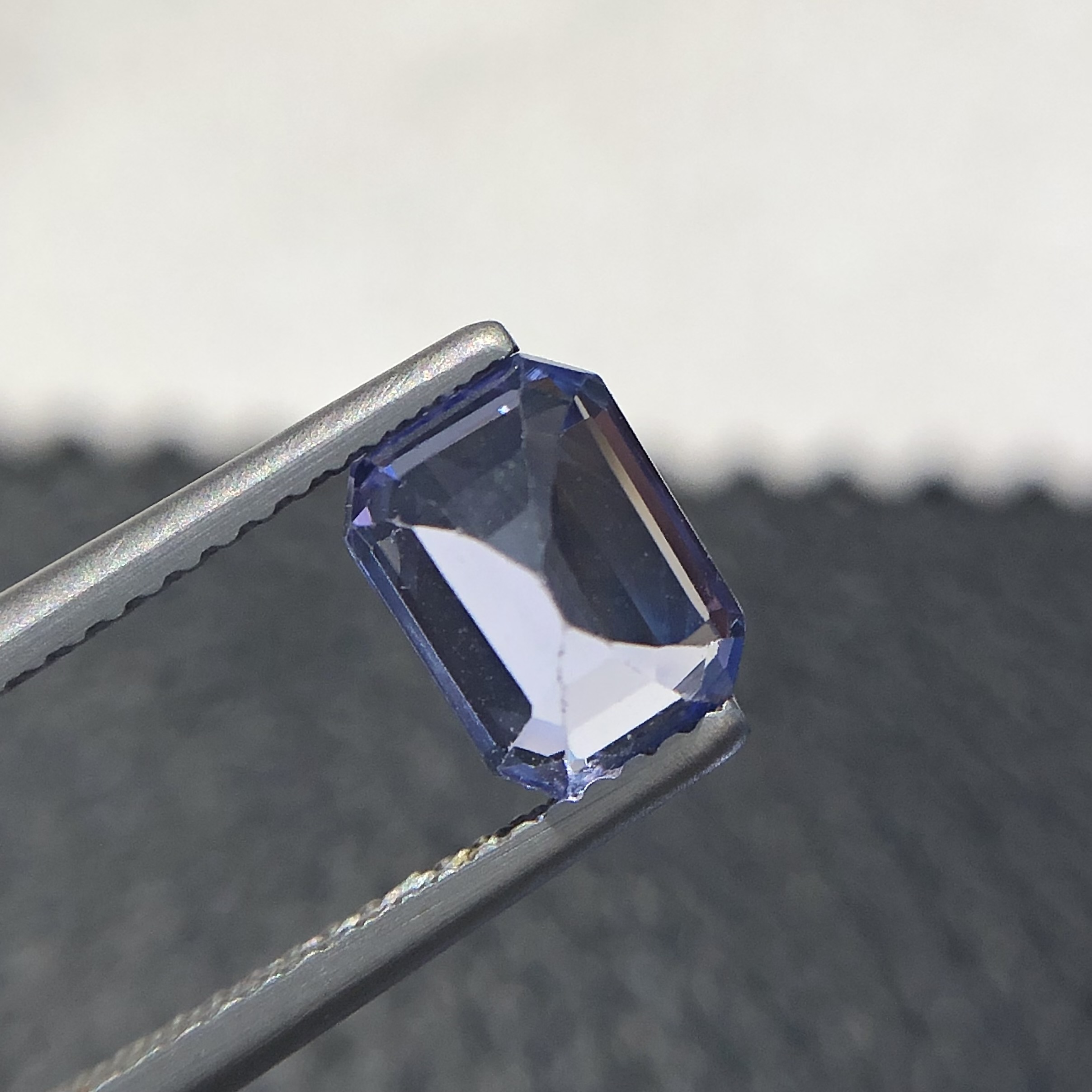 2.00 Carats Tanzanite ICA Certified — view 5