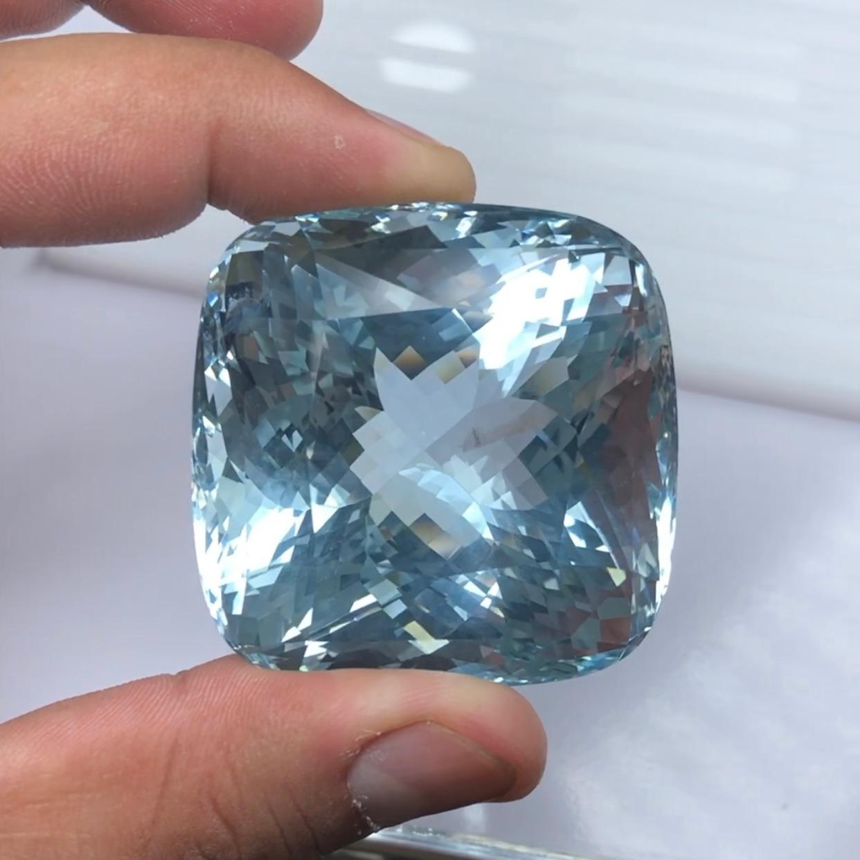 500 CT Aquamarine from Pakistan