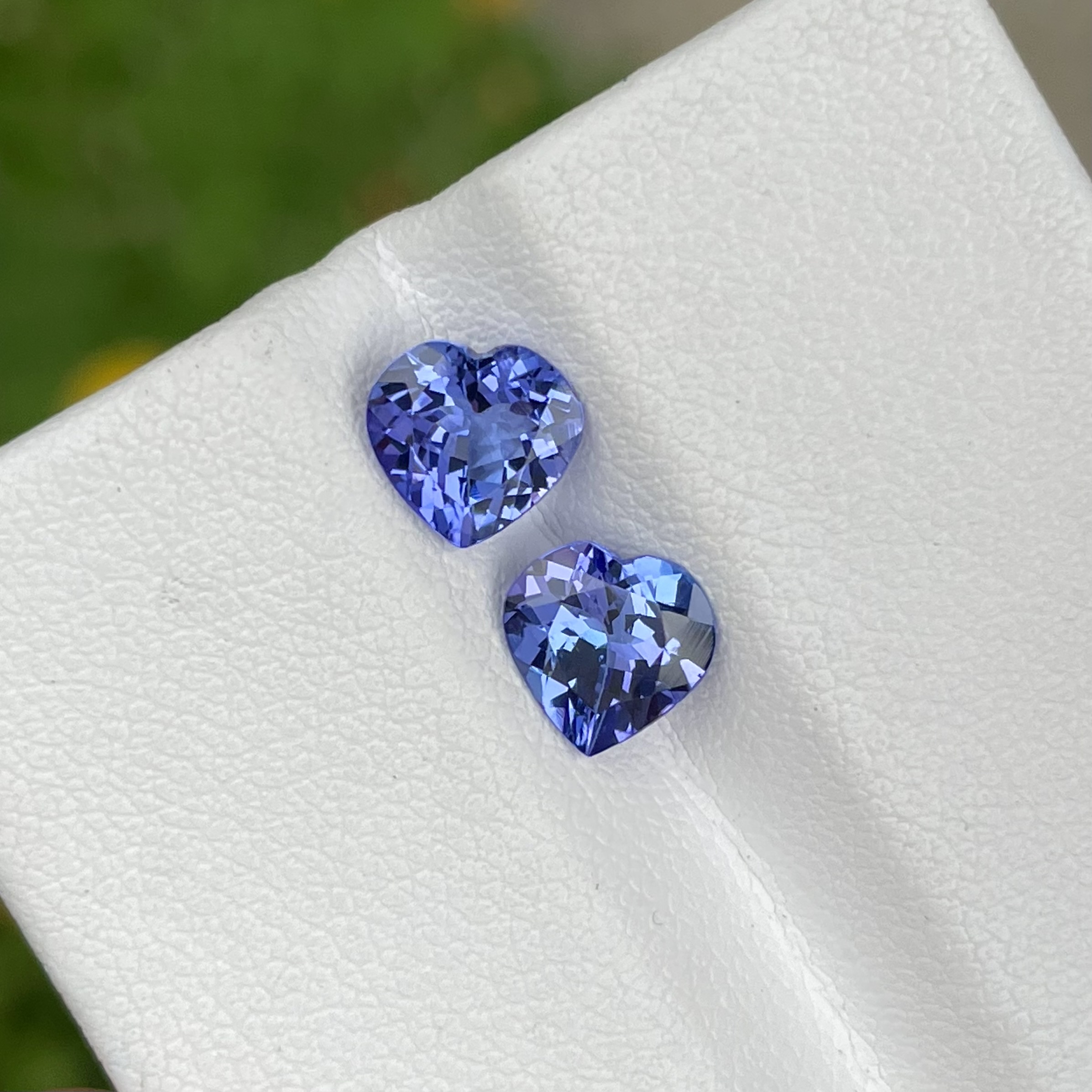2.35 Carats Blue Tanzanite Pair — view 2