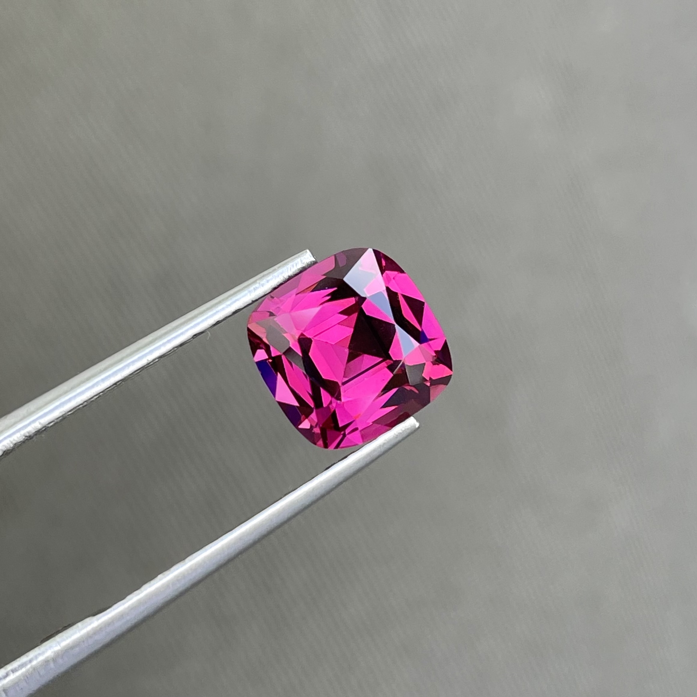 3.10 Carats Pink Garnet