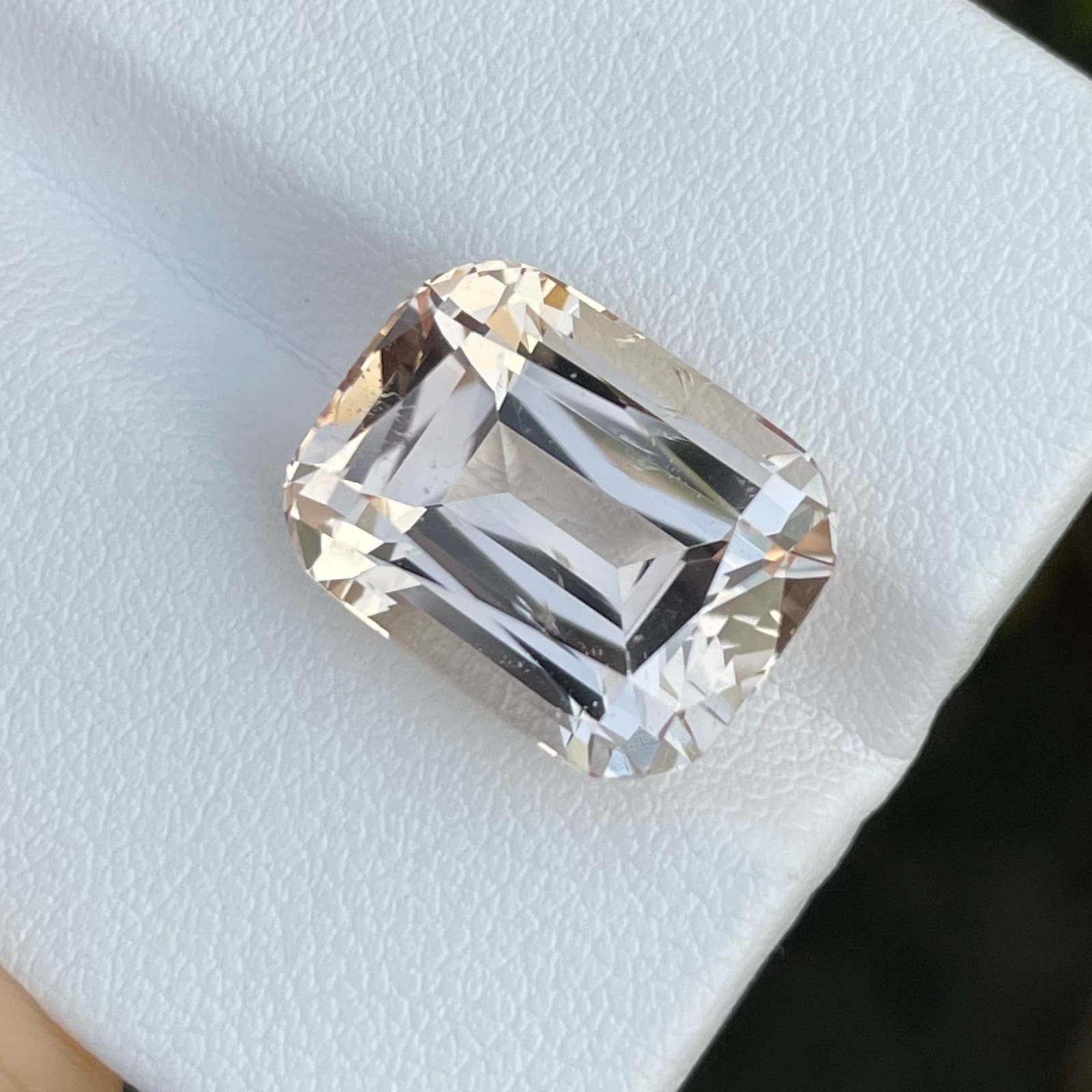14.79 Carats Natural Golden Topaz