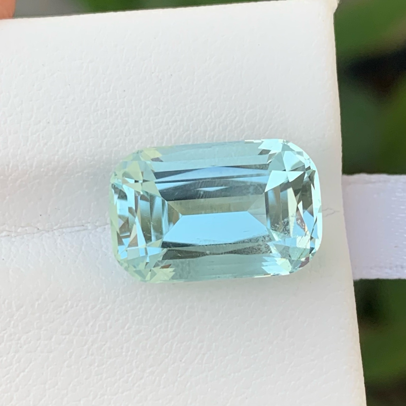 9.31 Carats Natural Aquamarine From Pakistani Loose Gemstone — view 1