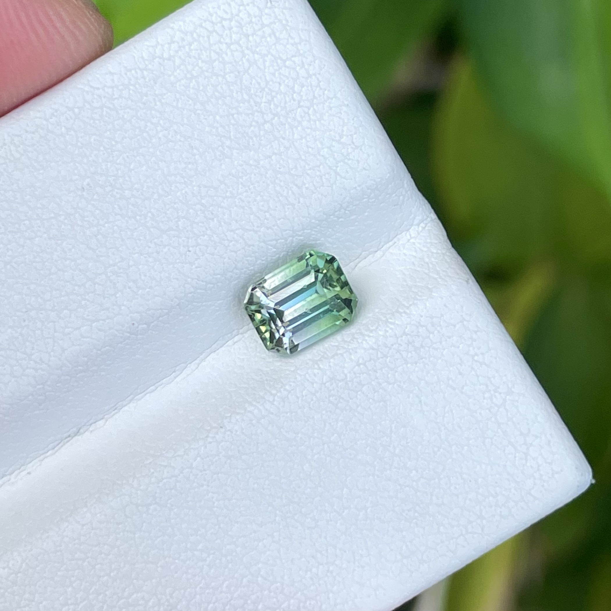 1.35 Carats Bicolor Tourmaline — view 4