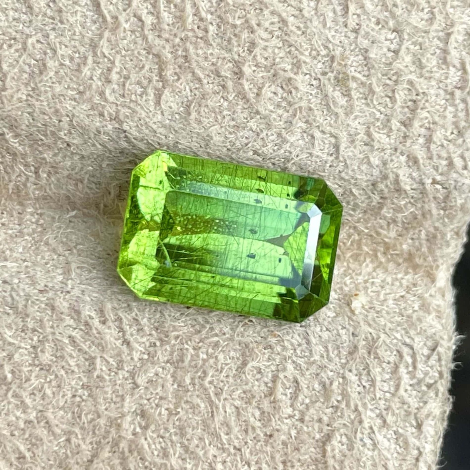 7.02 Carats Rutile Peridot From Pakistan