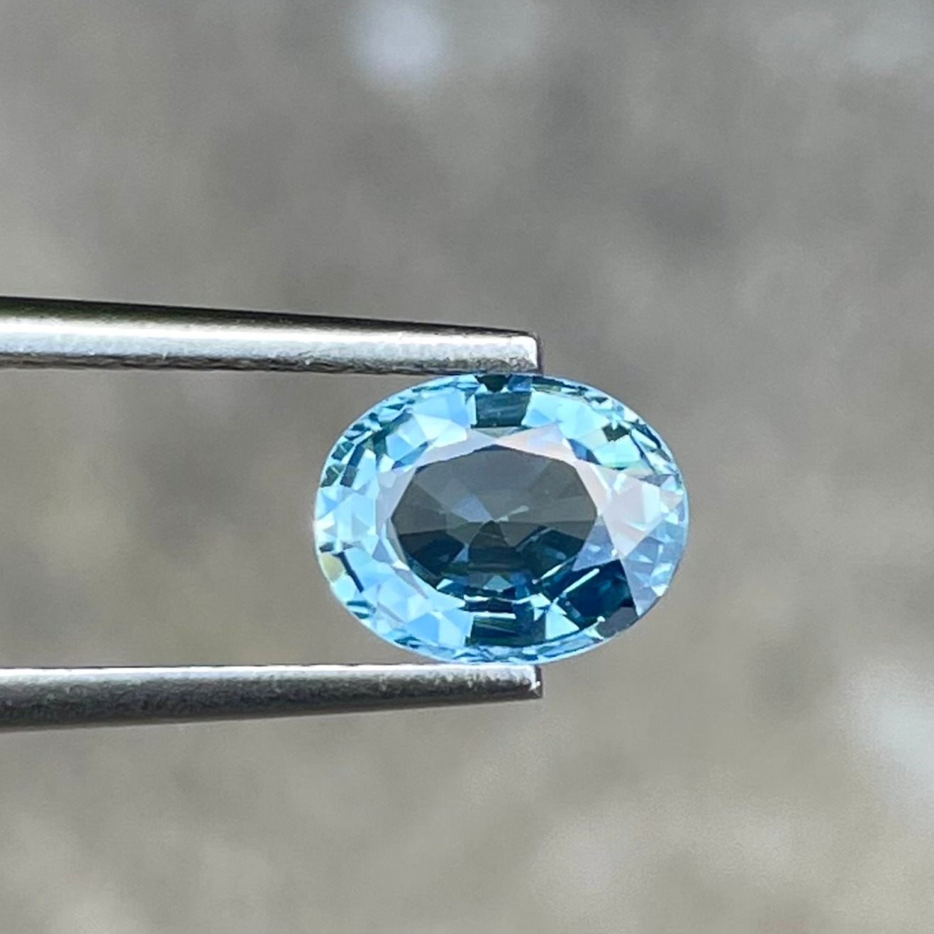 1.35 carats Sapphire