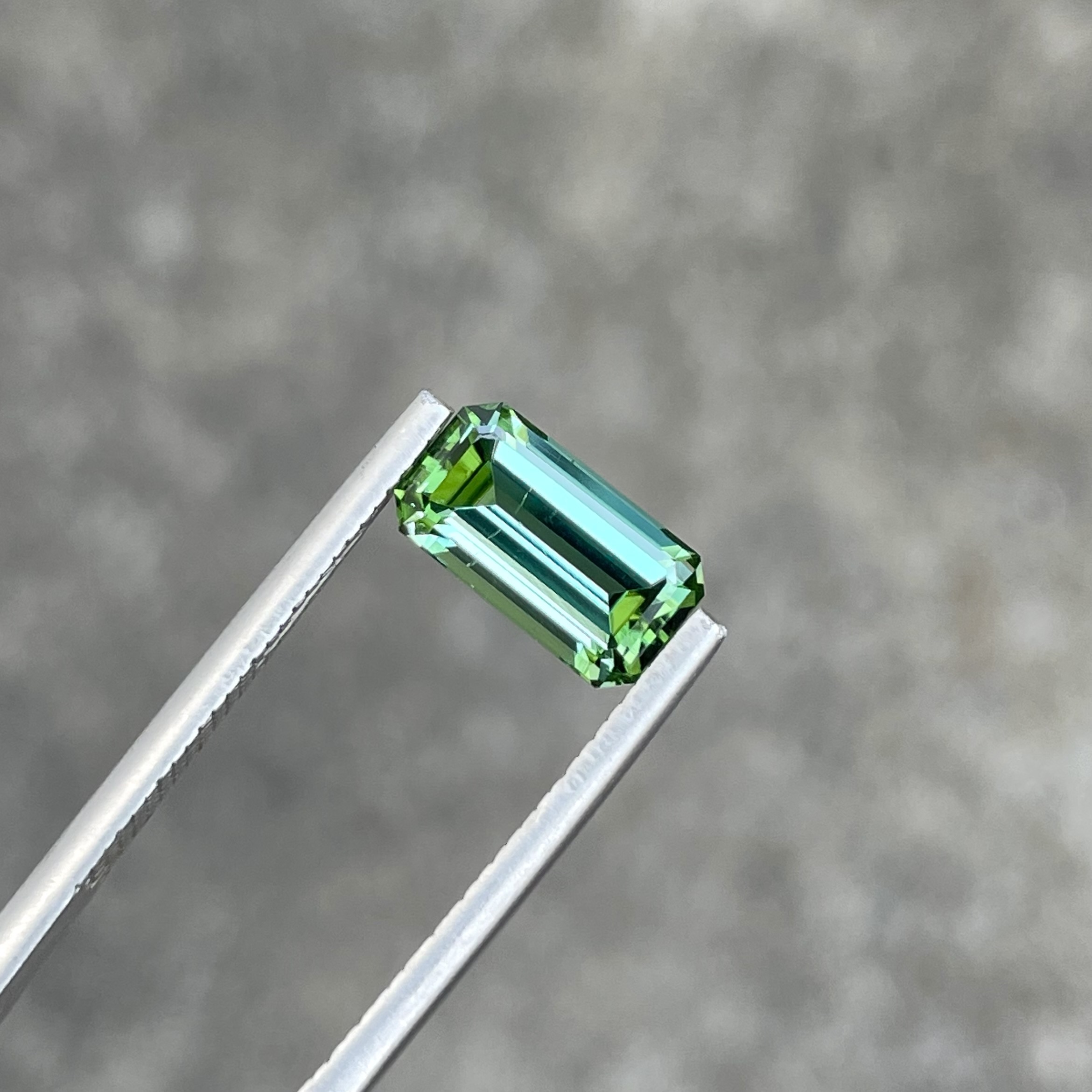 2.60 Carats Mint Green Tourmaline — view 2
