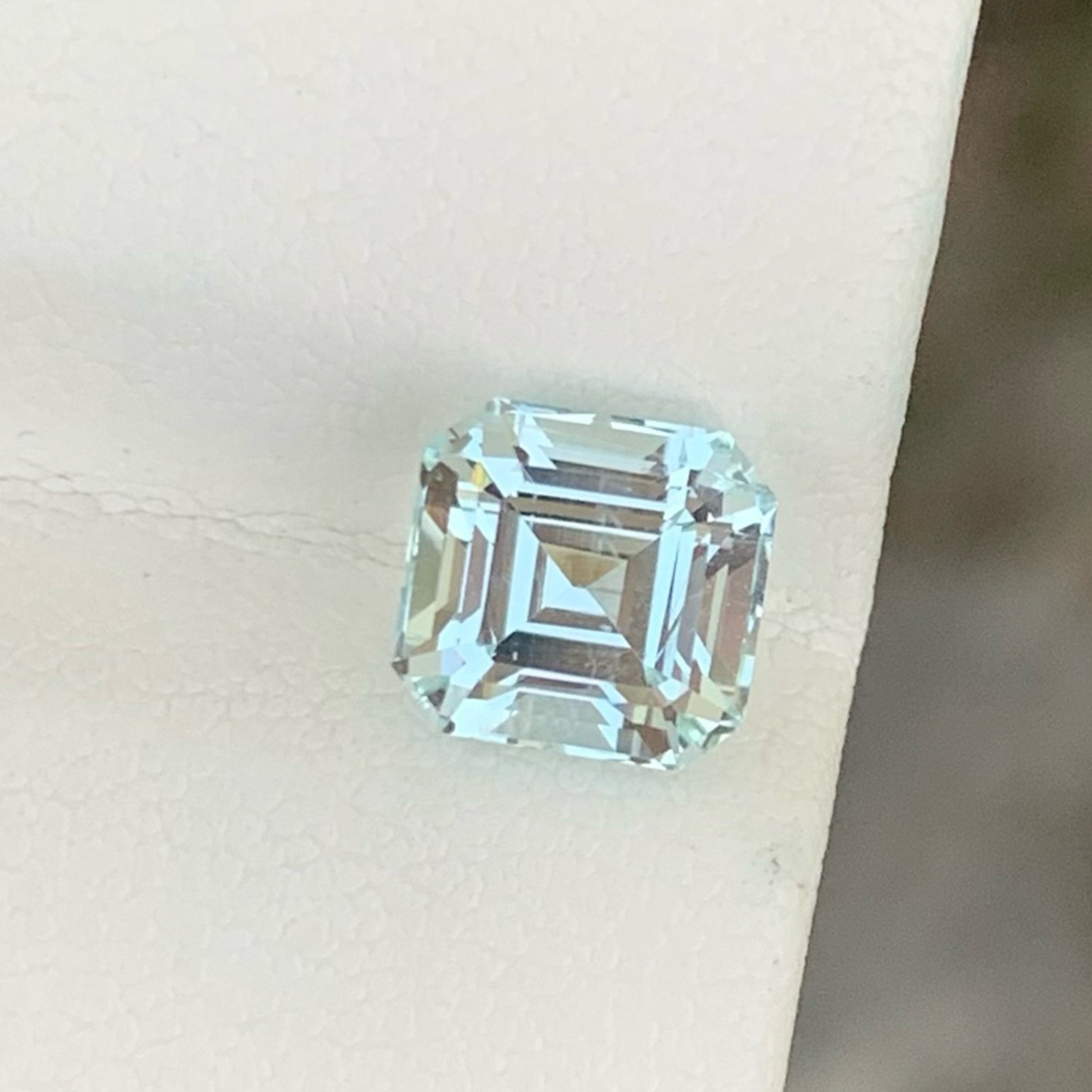 2.20 Carats Aquamarine — view 2