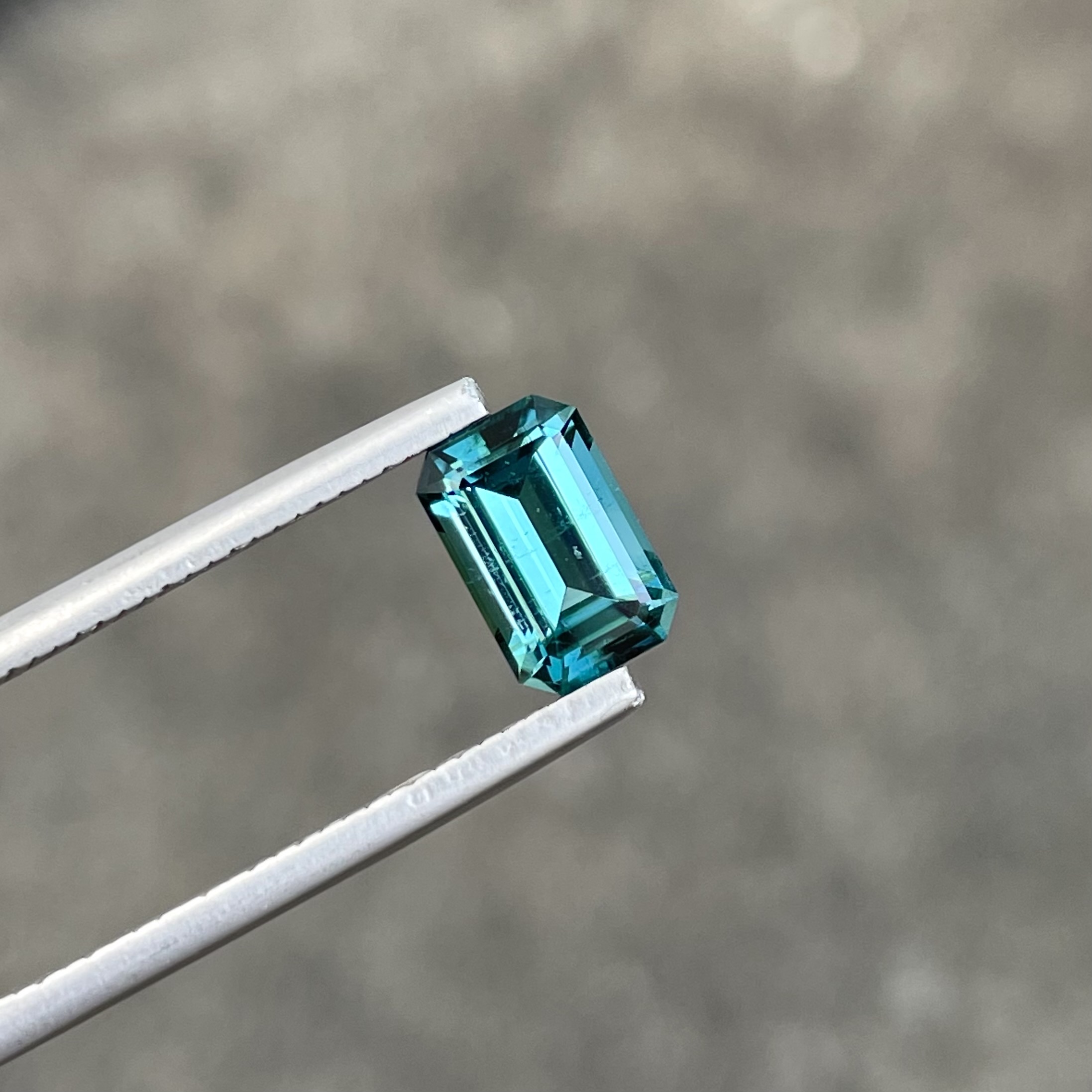 1.60 Carats Blue Tourmaline — view 4