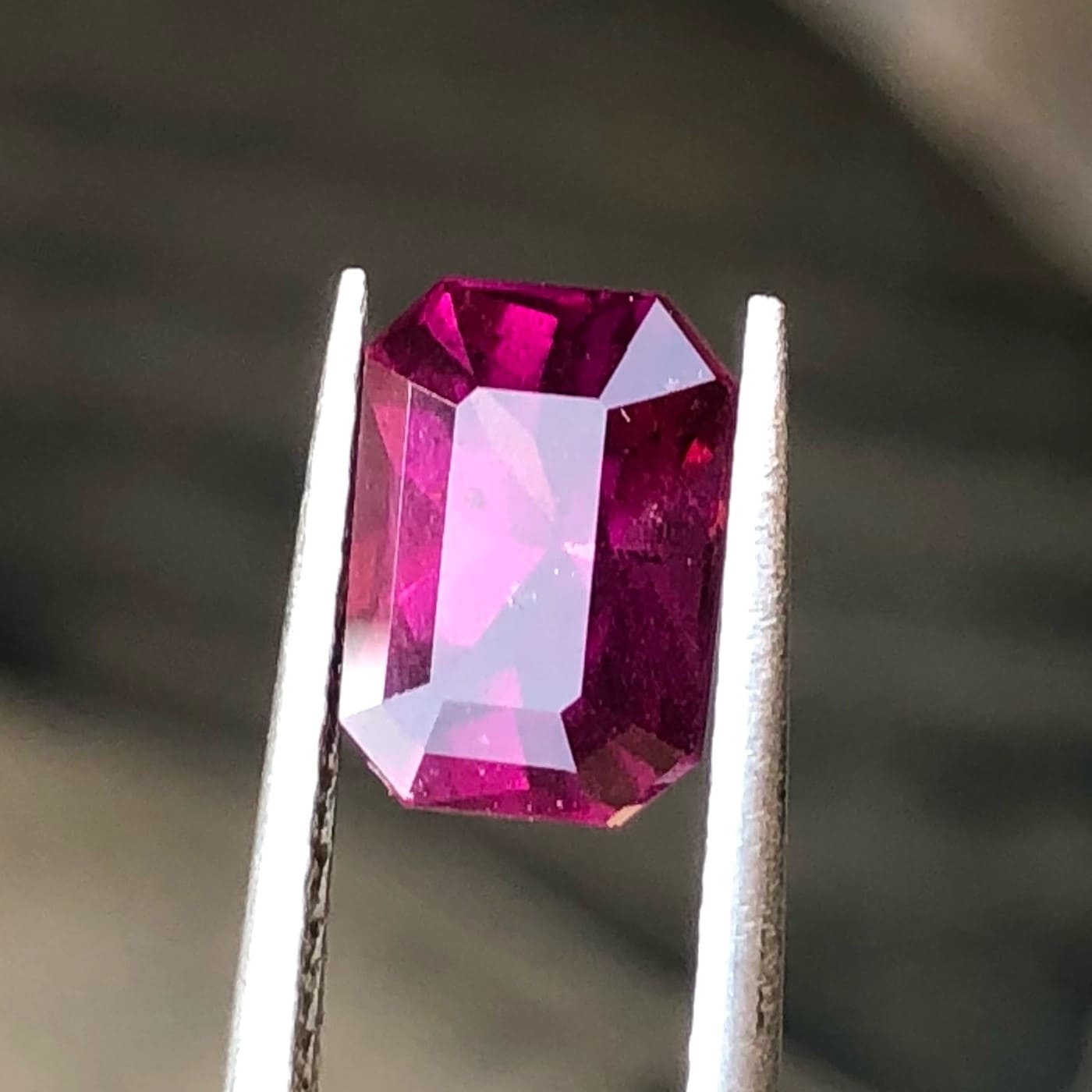 2.20 Carats Pinkish Red  Rhodolite Garnet Loose gemstone