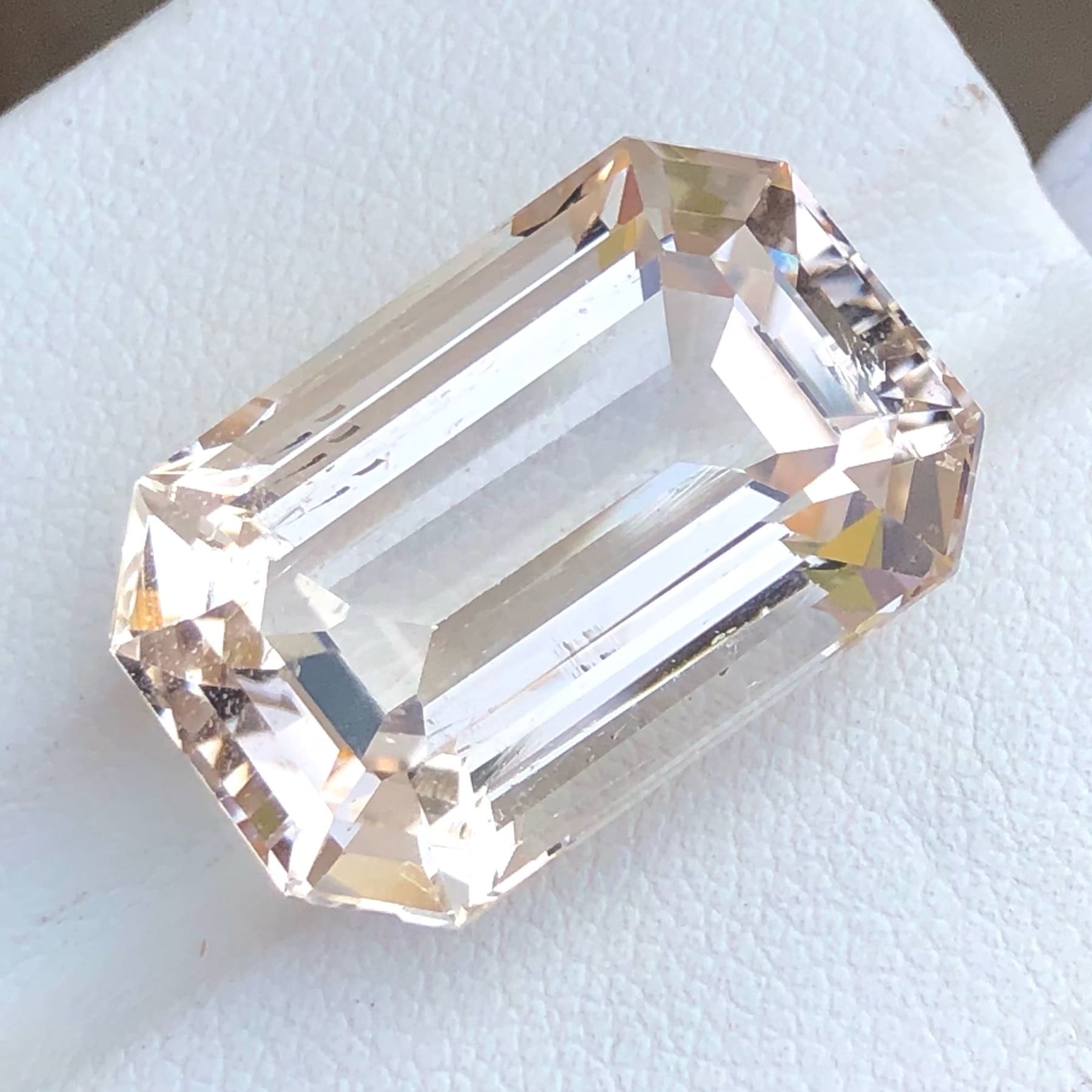 24.95 Carats Topaz