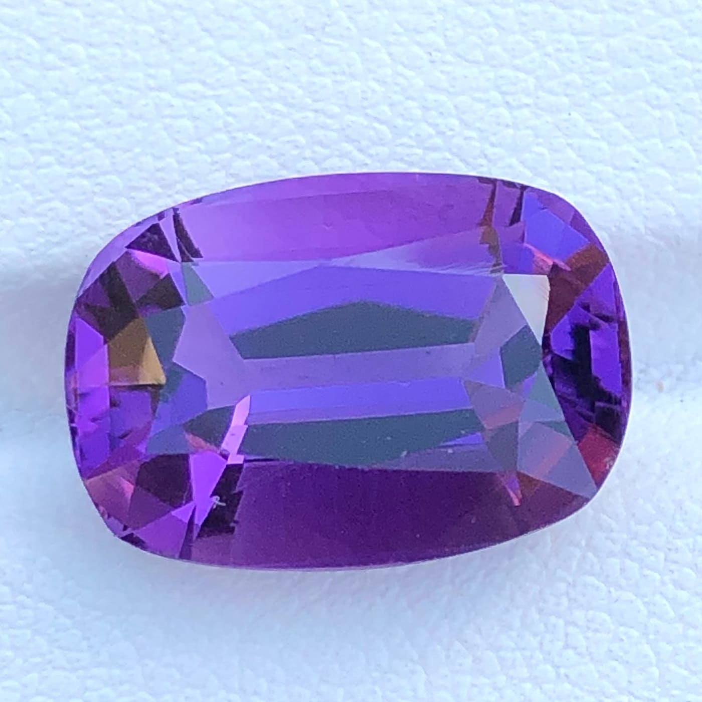 8.70 Carats Royal Purple Amethyst — view 3