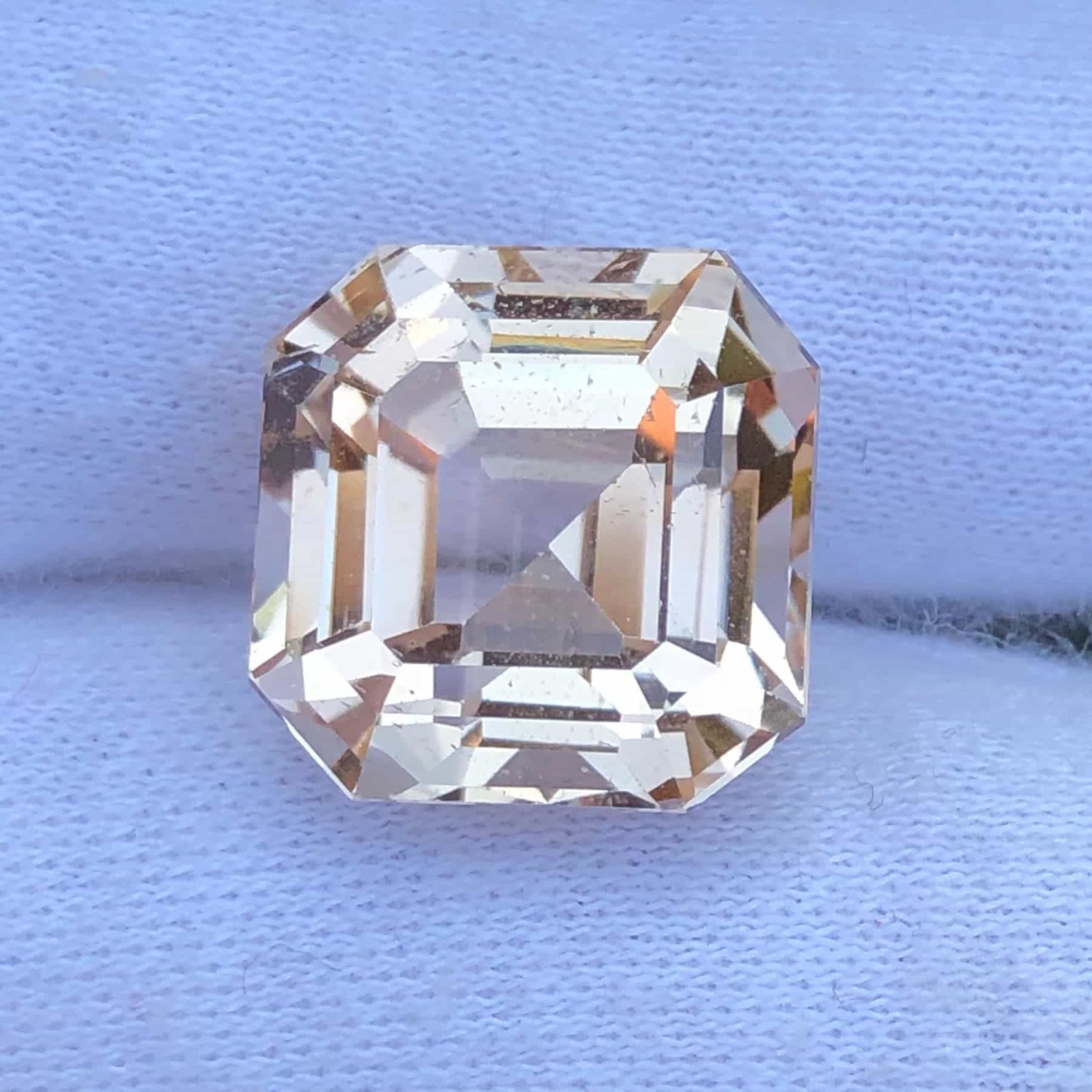 20.05 Carats Rose Golden Topaz Loose Gemstone