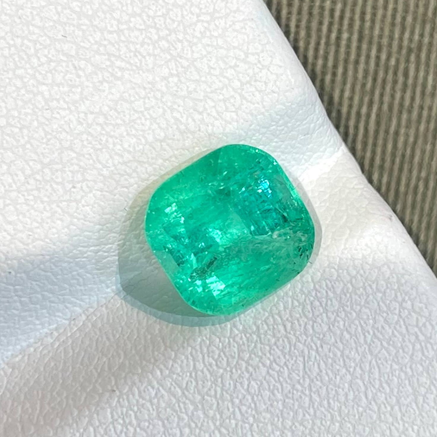 3.50 Carats Chitral Emerald — view 1