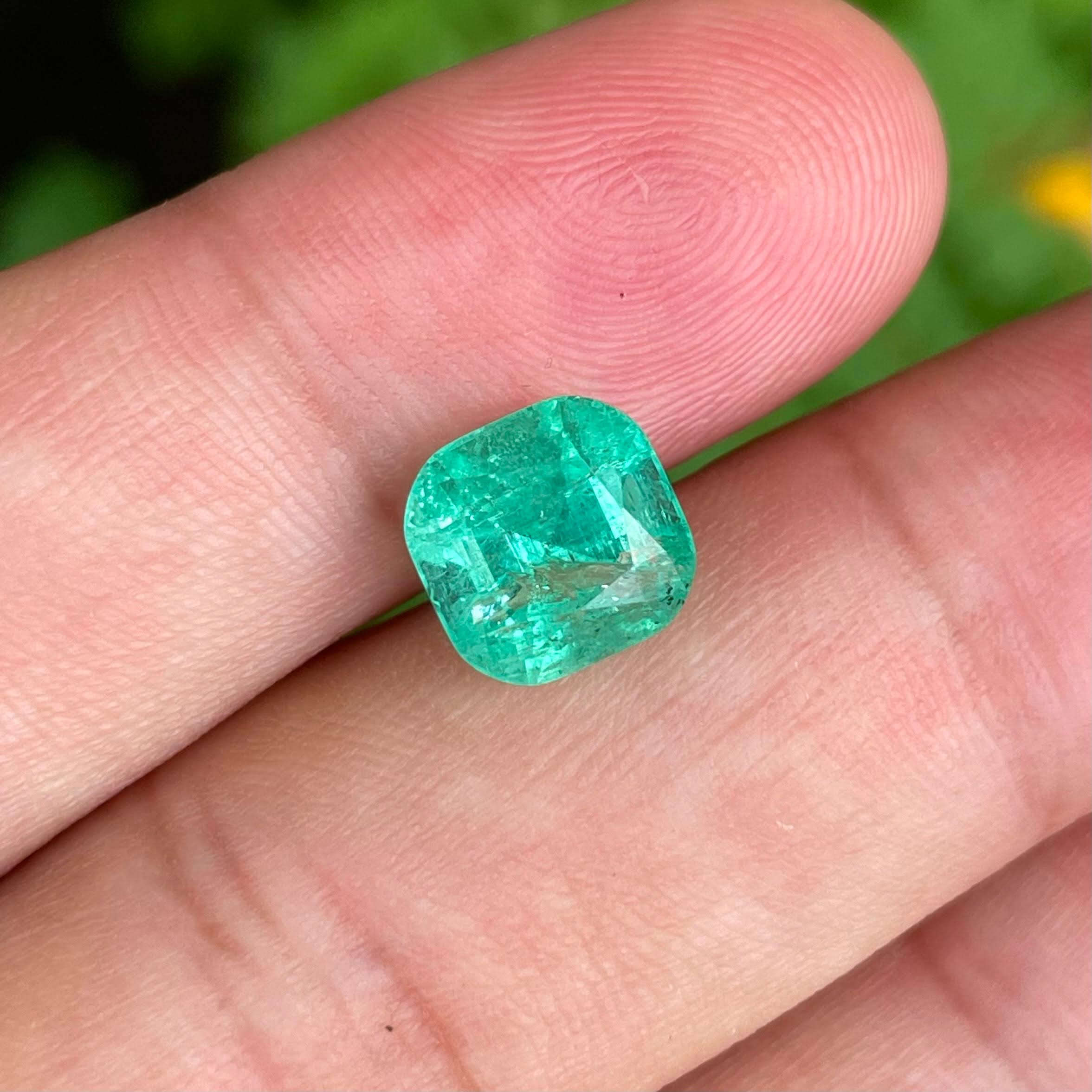 3.50 Carats Chitral Emerald — view 3