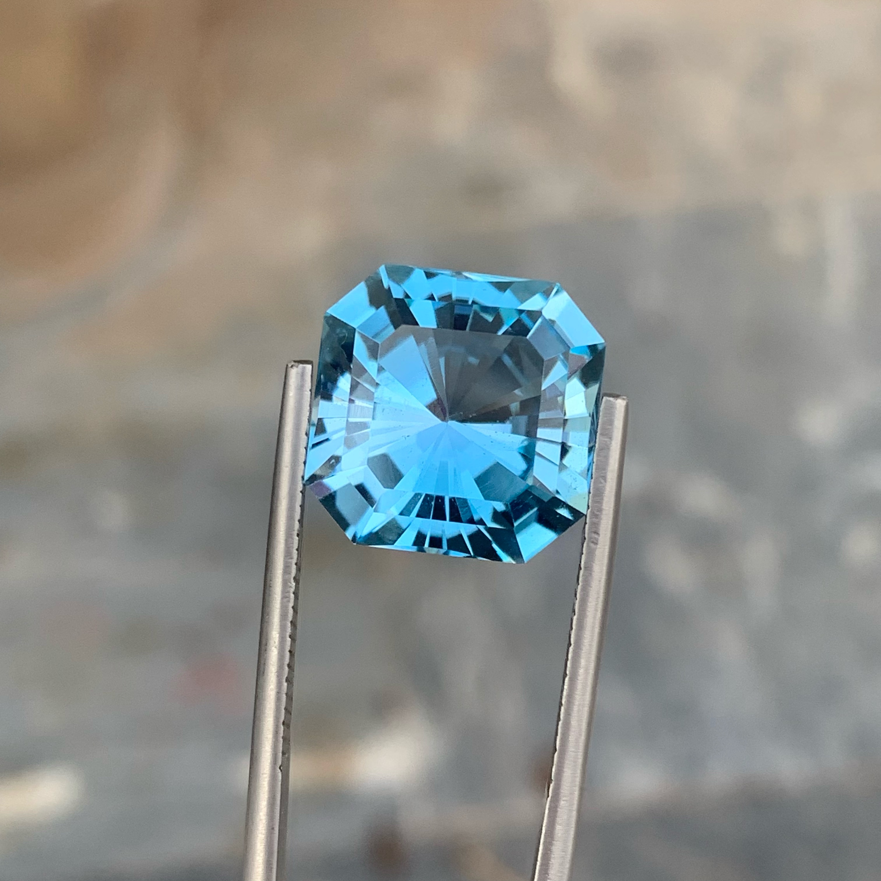Natural Topaz Gestone — view 1