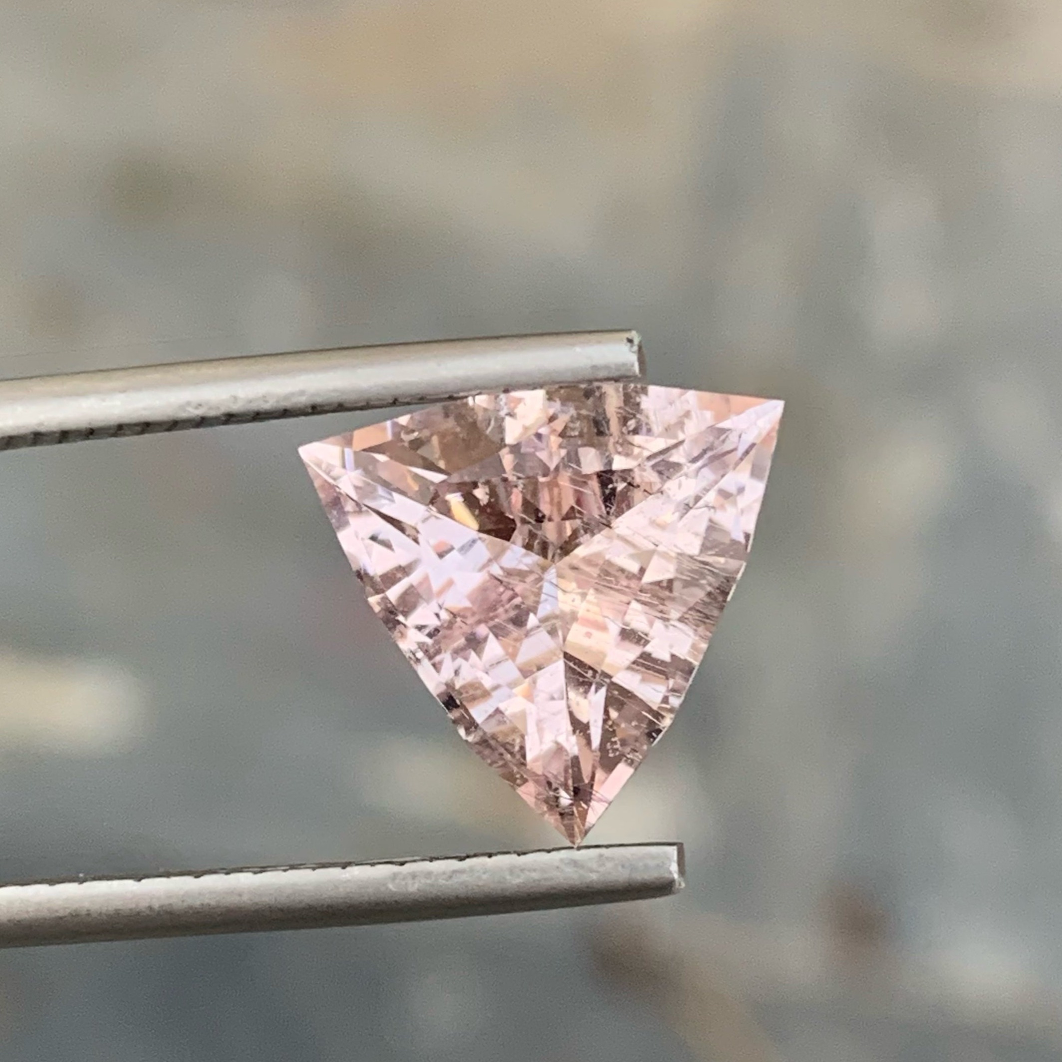Natural Morganite Gemstone — view 3