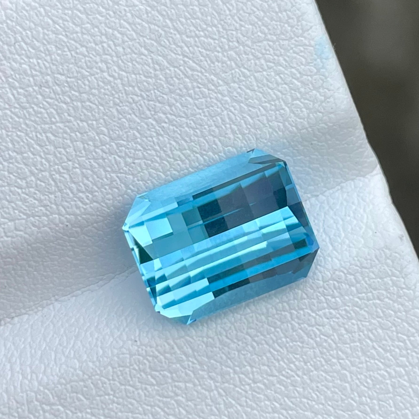 7.40 Carats Octagon Shape Swiss Blue Topaz Loose Gemstone — view 3
