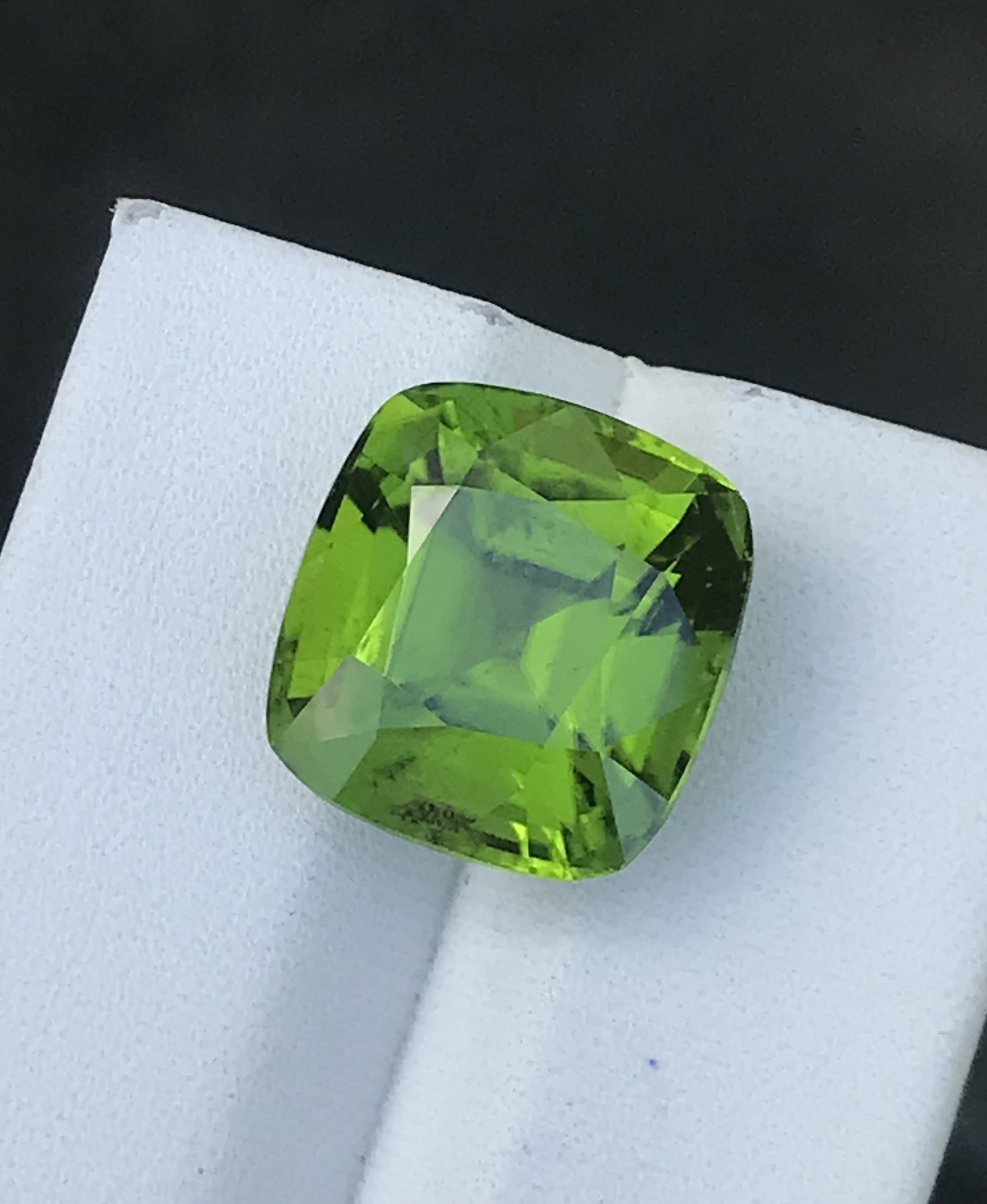 12.60 Carats Peridot