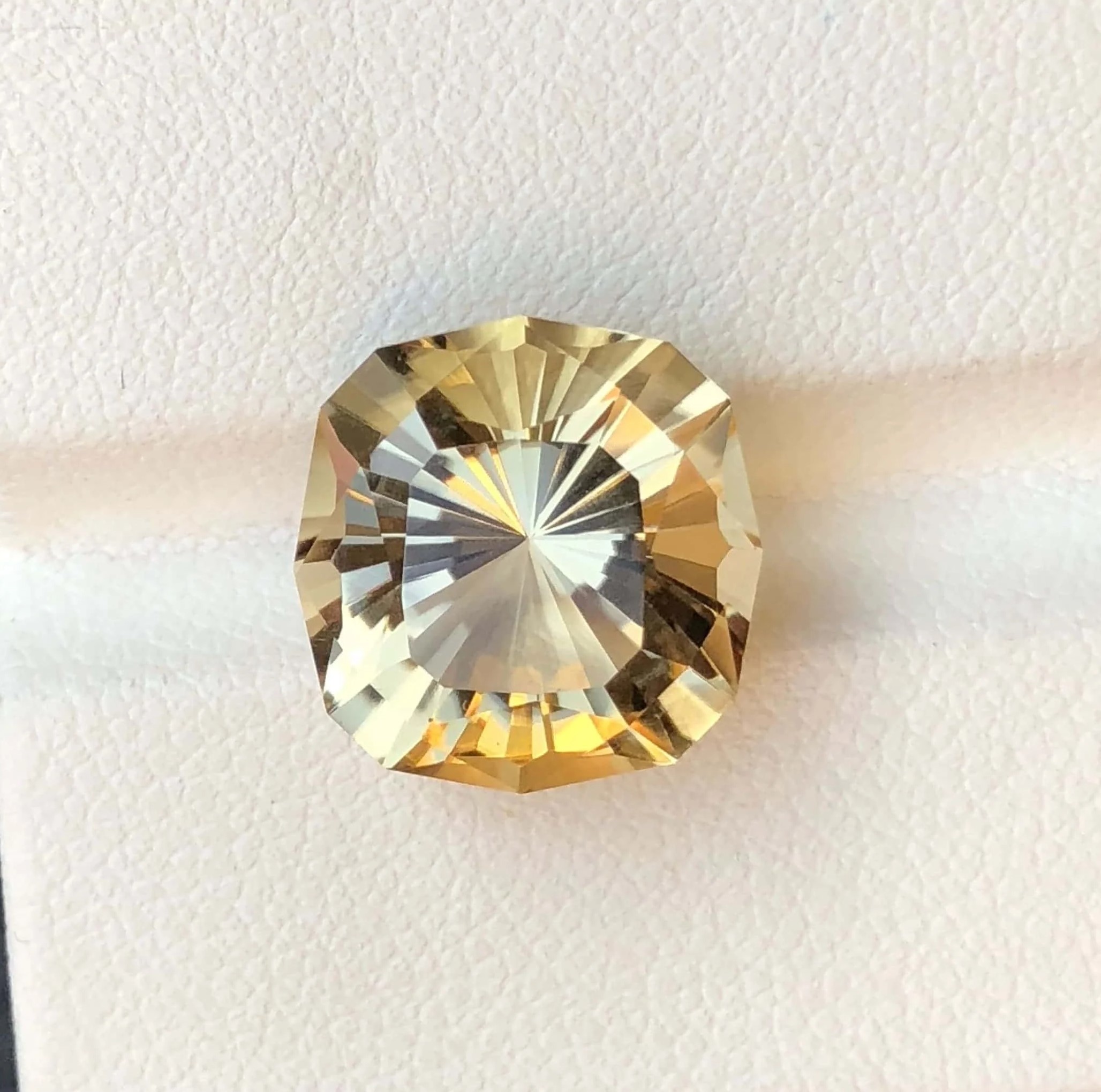 Precision Cut Scapolite — view 3