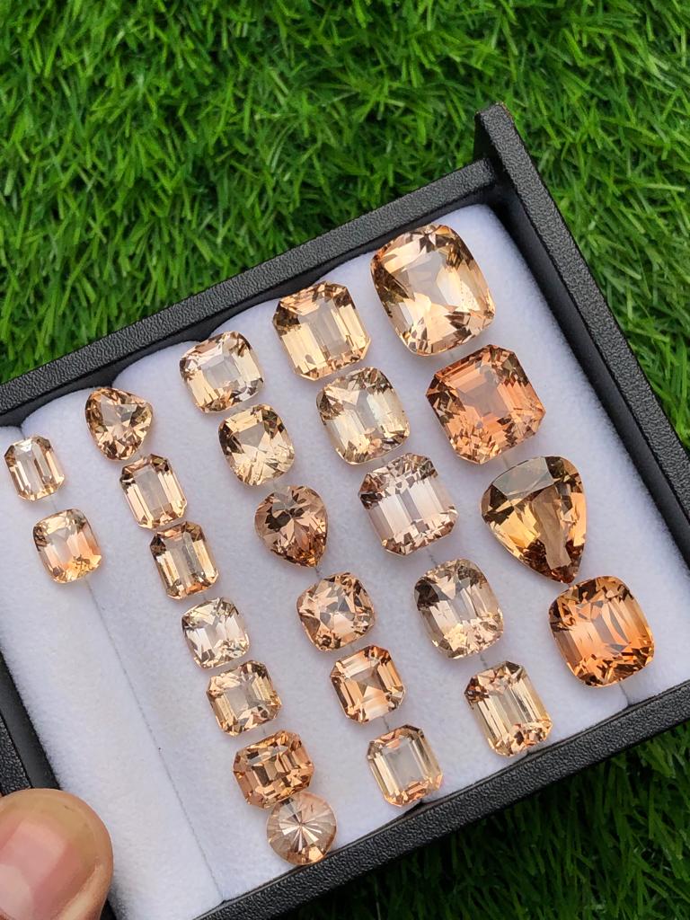265.70 Carats Golden Topaz lot From Pakistan Loose Gemstone — view 2