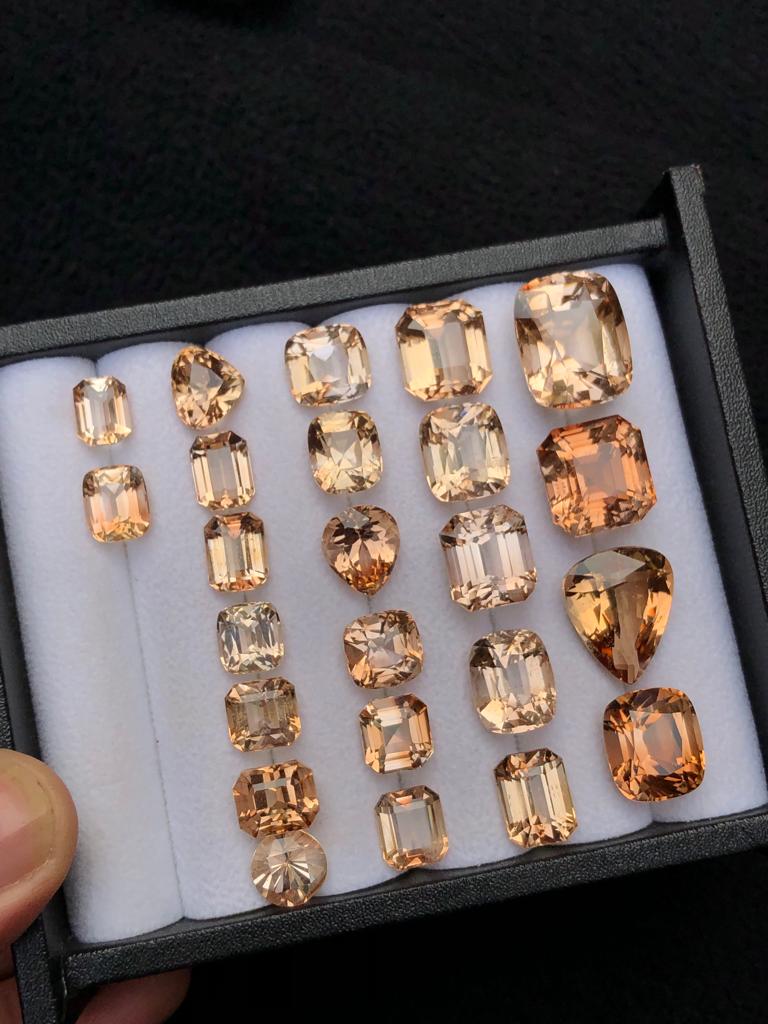 265.70 Carats Golden Topaz lot From Pakistan Loose Gemstone — view 4