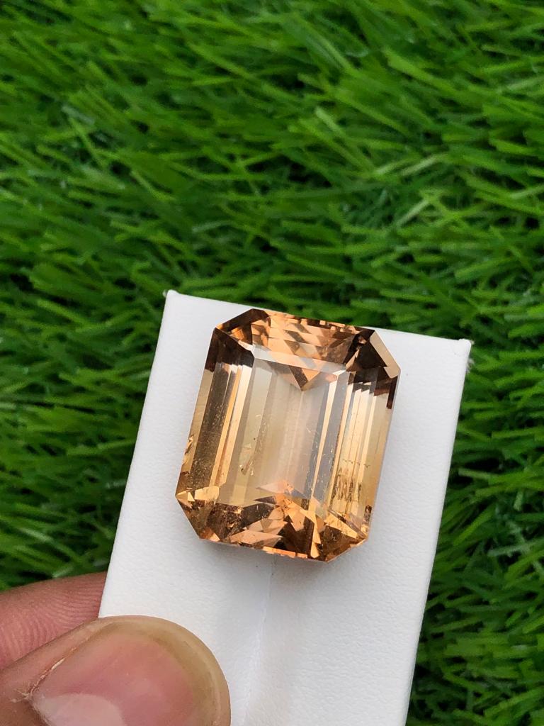 59.76 Carats Golden Topaz From Pakistan Loose Gemstone — view 3
