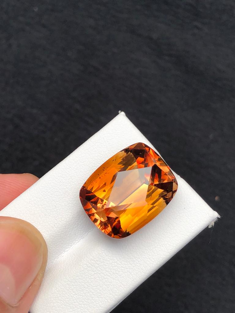 40.00 Carats Golden Topaz From Pakistan Loose Gemstone — view 1