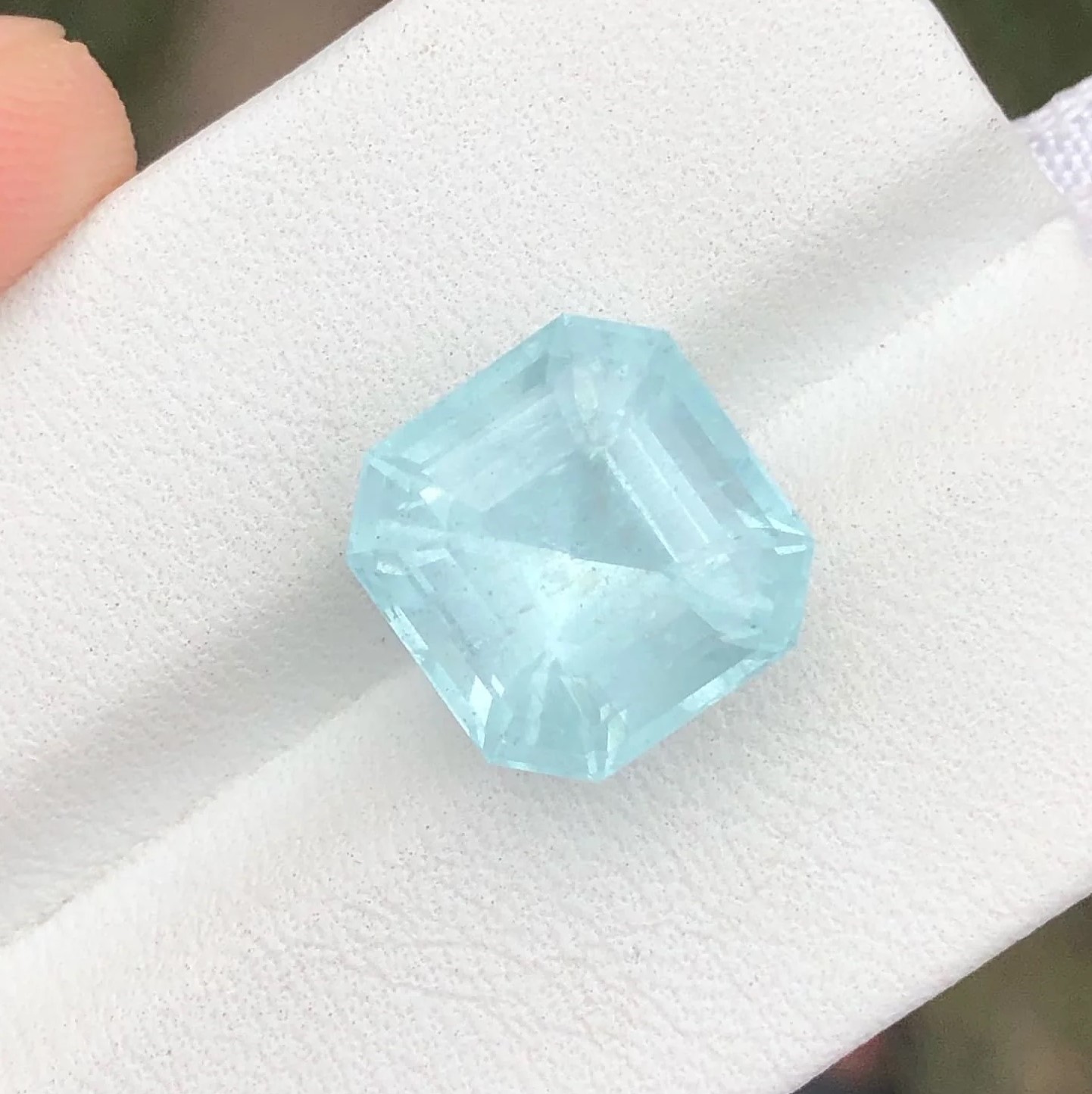 Aquamarine — view 3