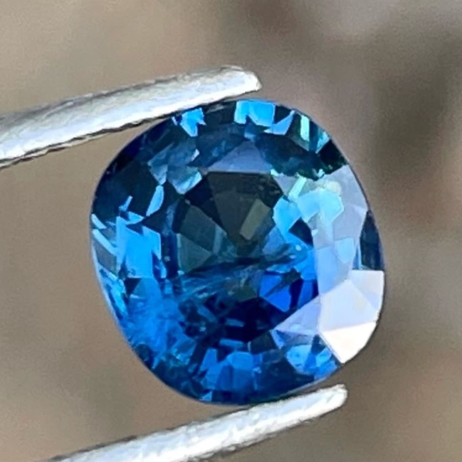 Natural Blue Sapphire Gemstone