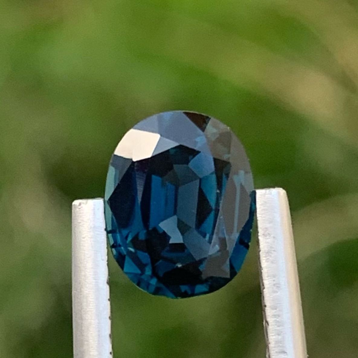 Oval Shaped Sapphire Gem