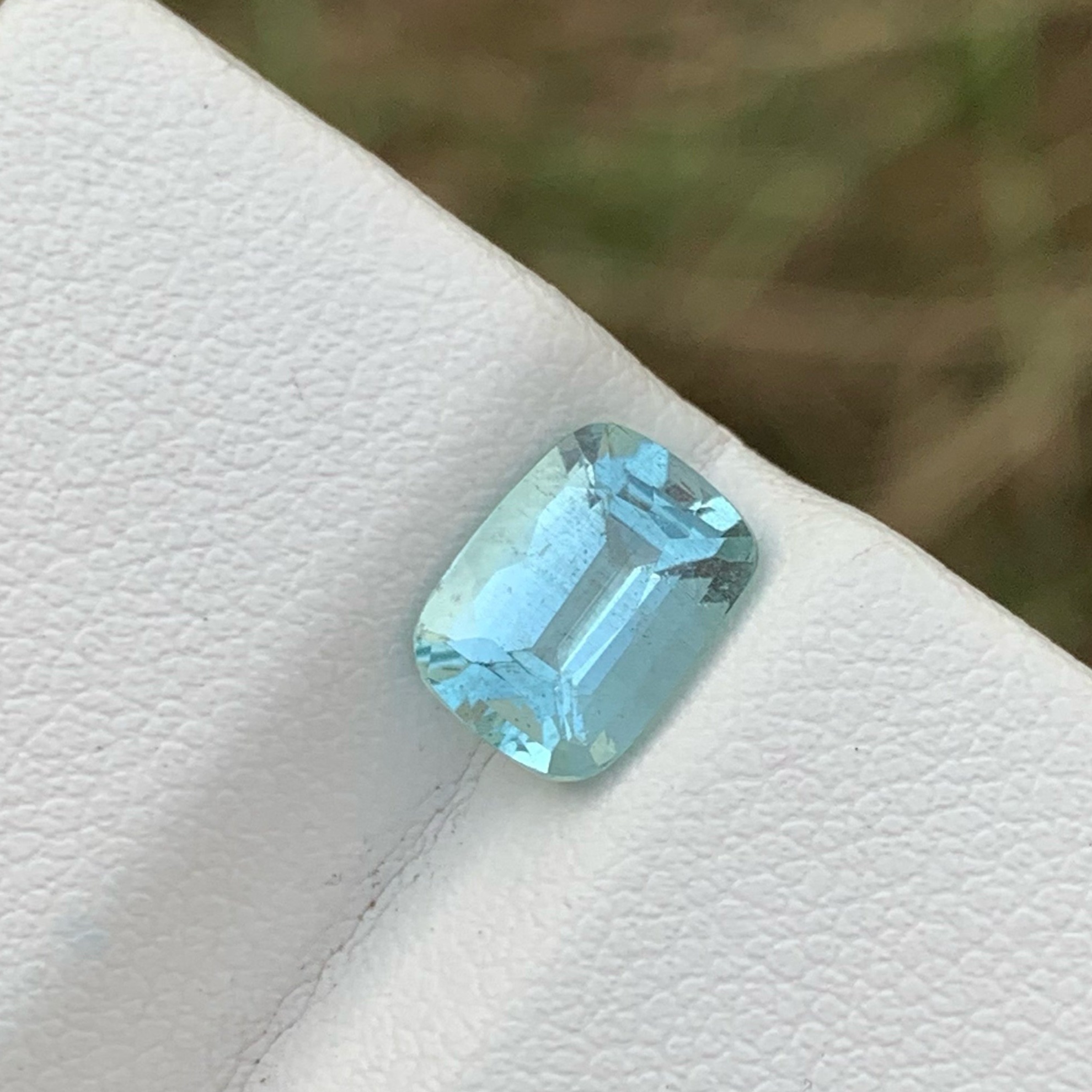 Blue Aquamarine Gemstone — view 2