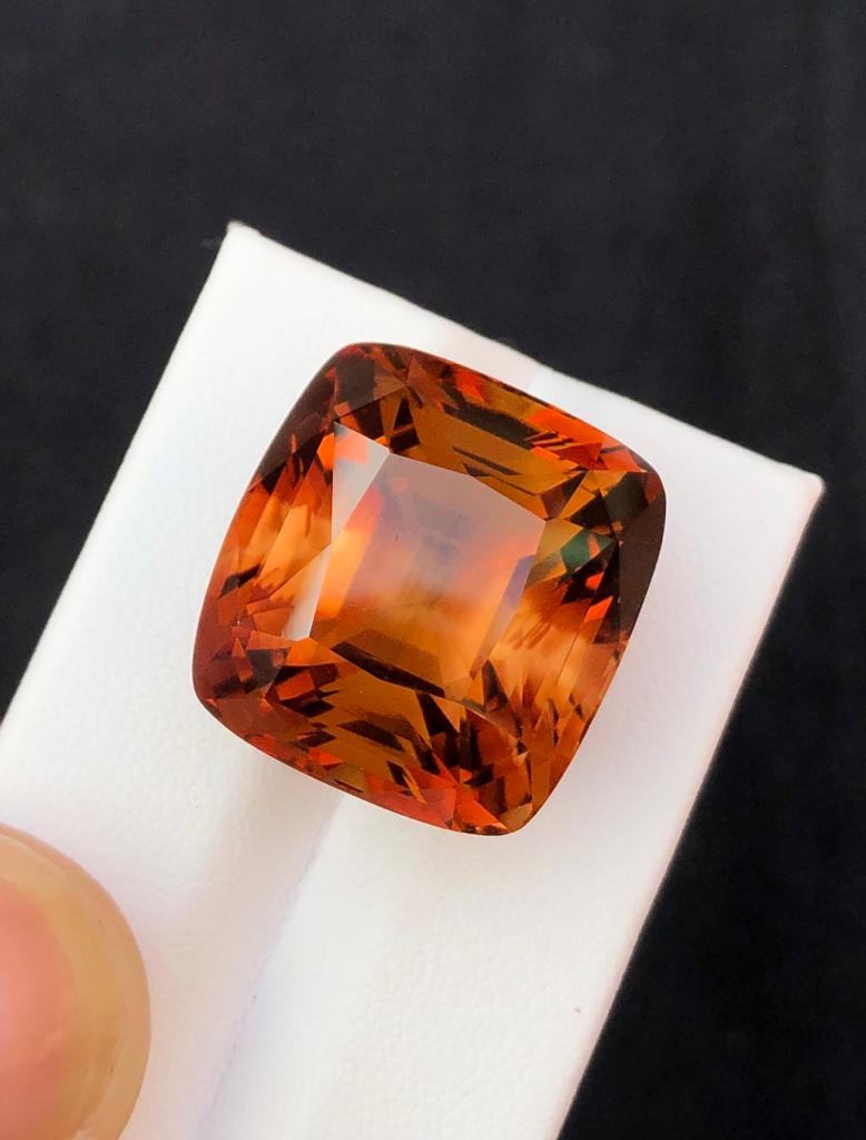 56.94 Carats  Topaz From Pakistan Loose Gemstone — view 2
