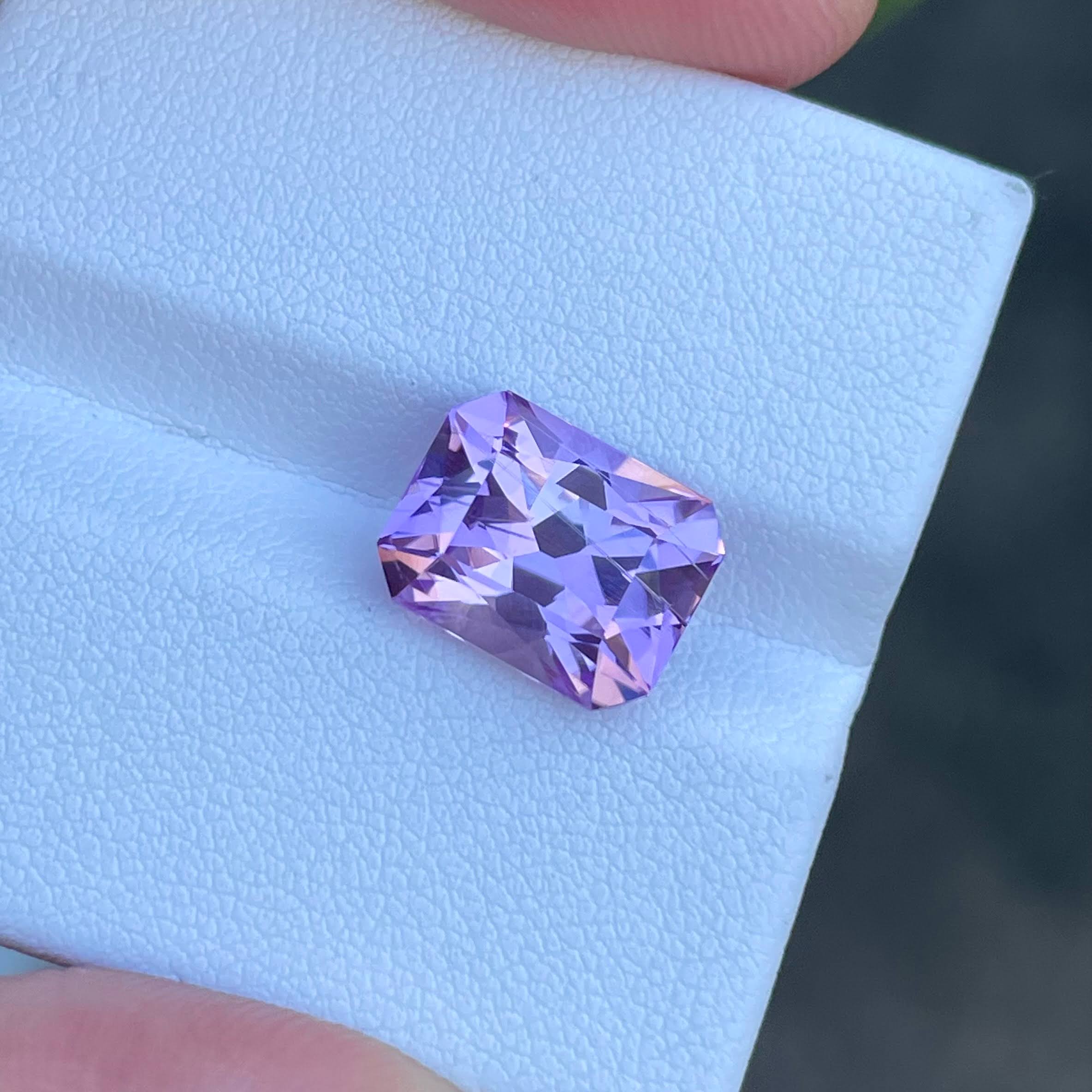 Kunzite — view 4