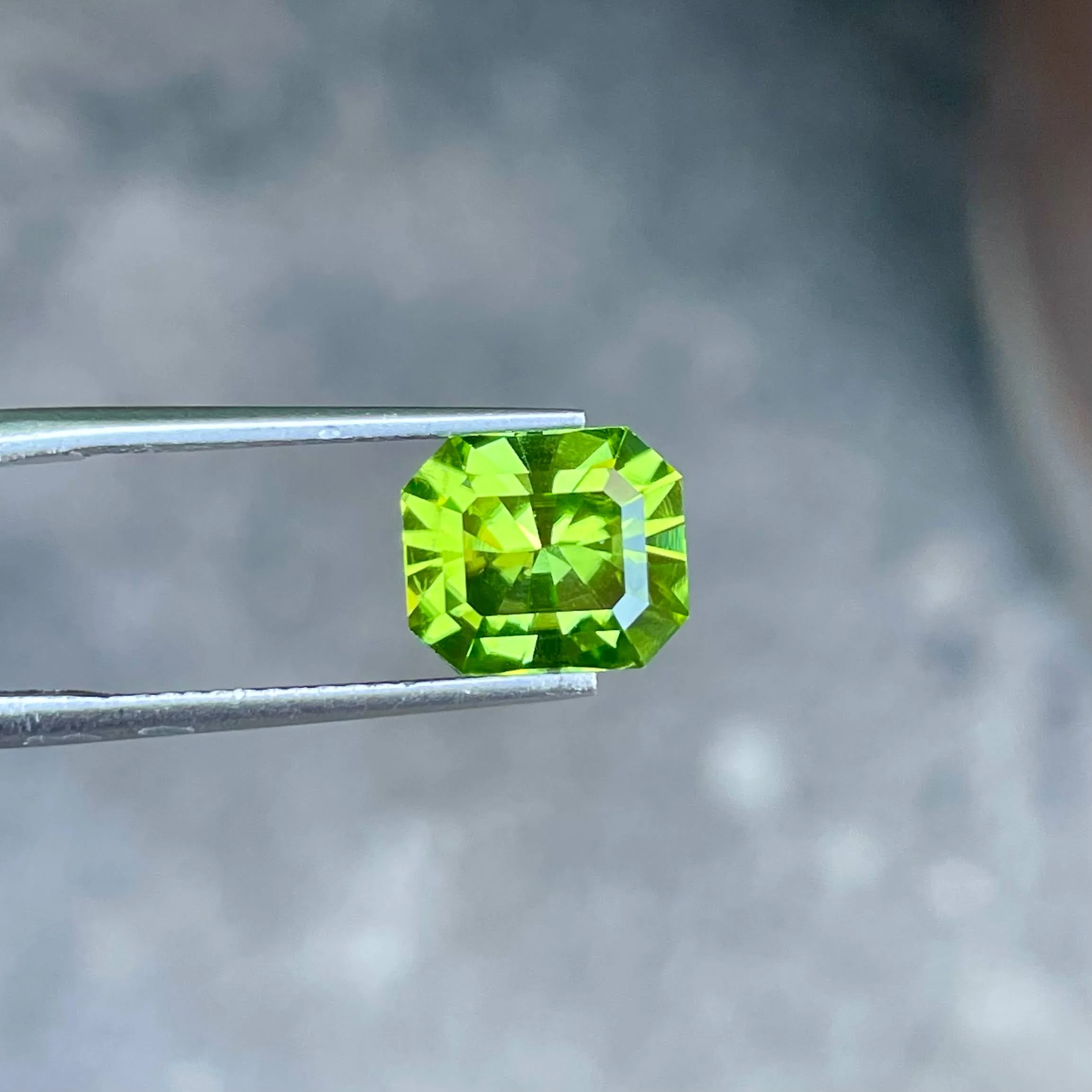 Natural peridot — view 3
