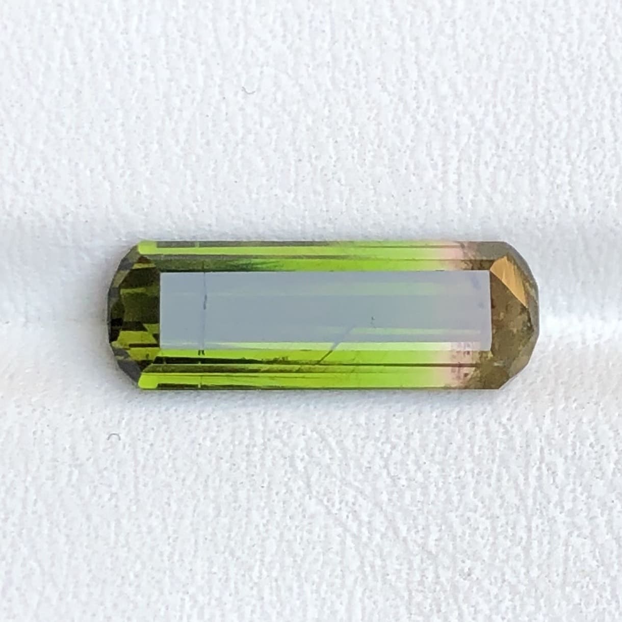 4.45 Carats Bicolor Tourmaline From Africa Loose Gemstone — view 1