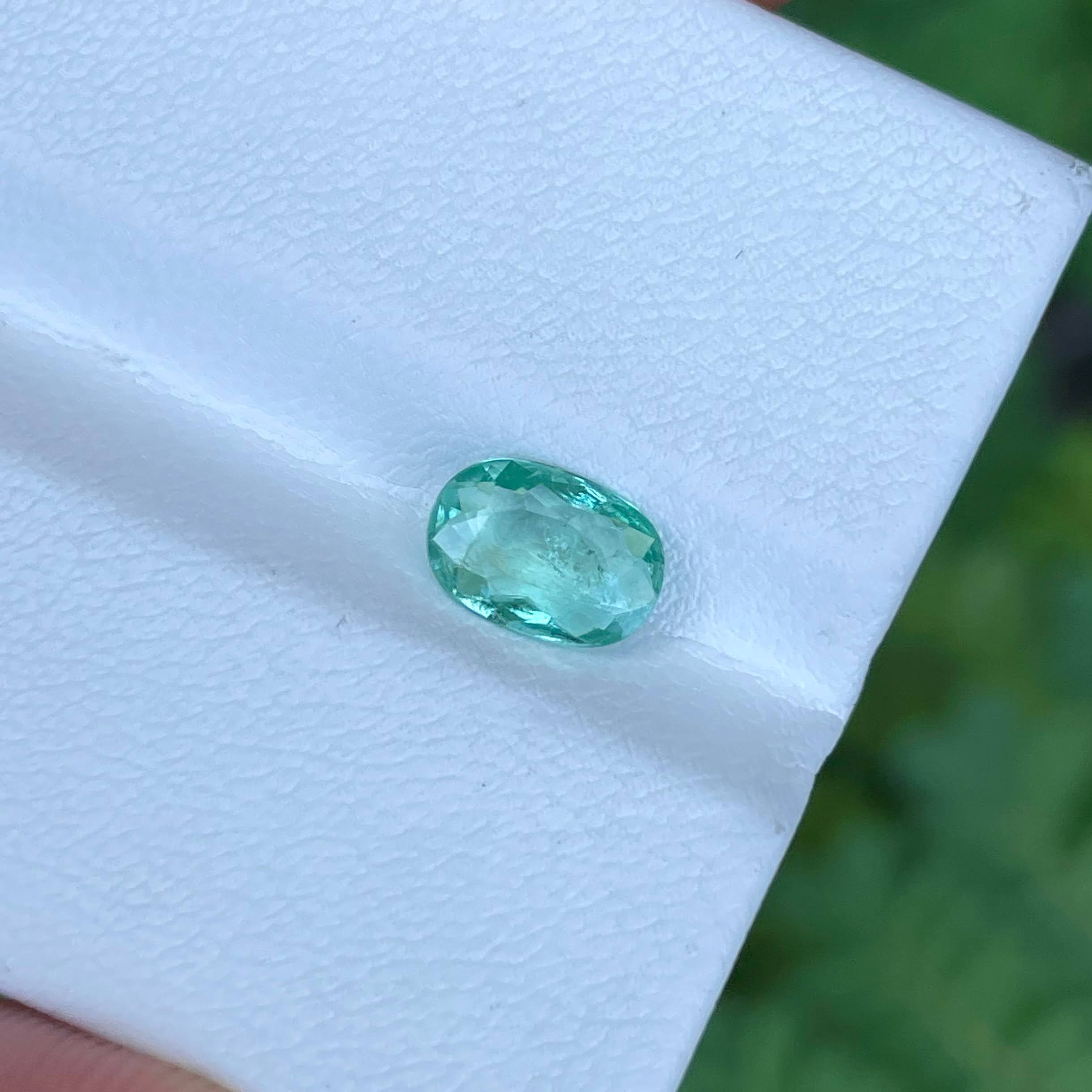 1.01 Carats Paraiba Tourmaline From Mozambique Loose Gemstone