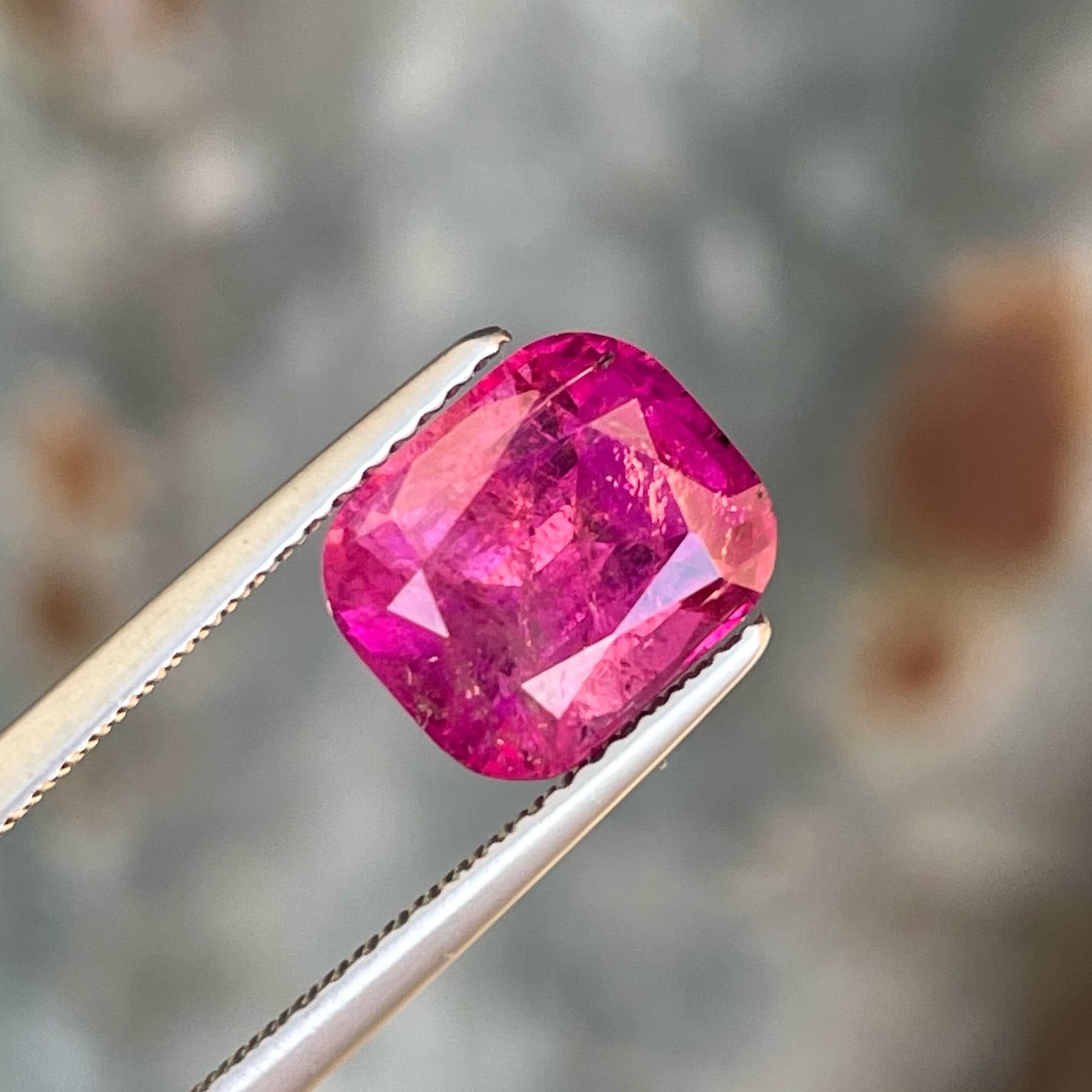 3.15 carats Purplish Pink Tourmaline from Afghanistan — view 1