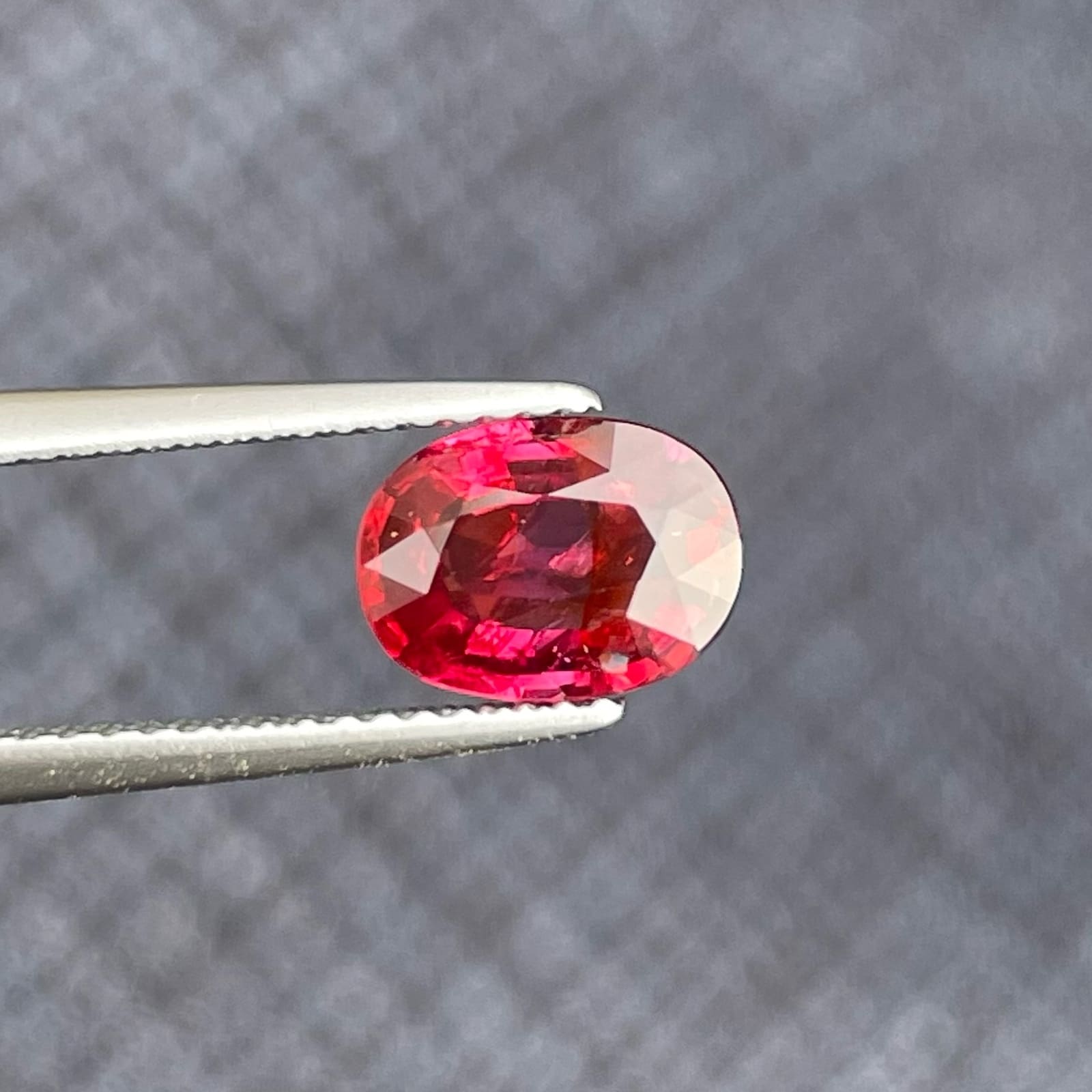 1.79 carats Natural Red Ruby from Mozambique Loose Gemstone — view 1