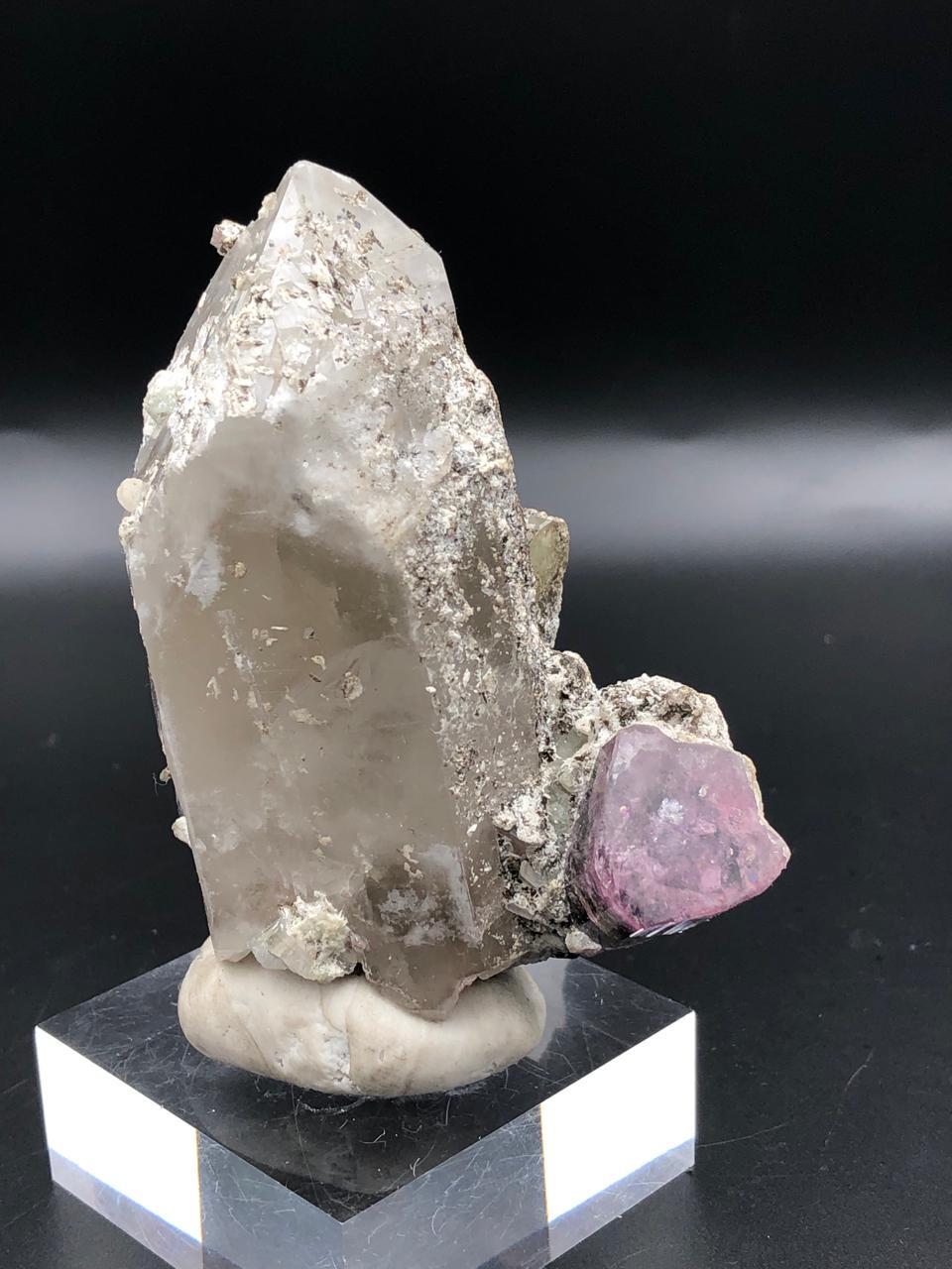 202.37 Gram Bi-color Tourmaline Specimen with Quartz Combine from Afghanistan — view 4