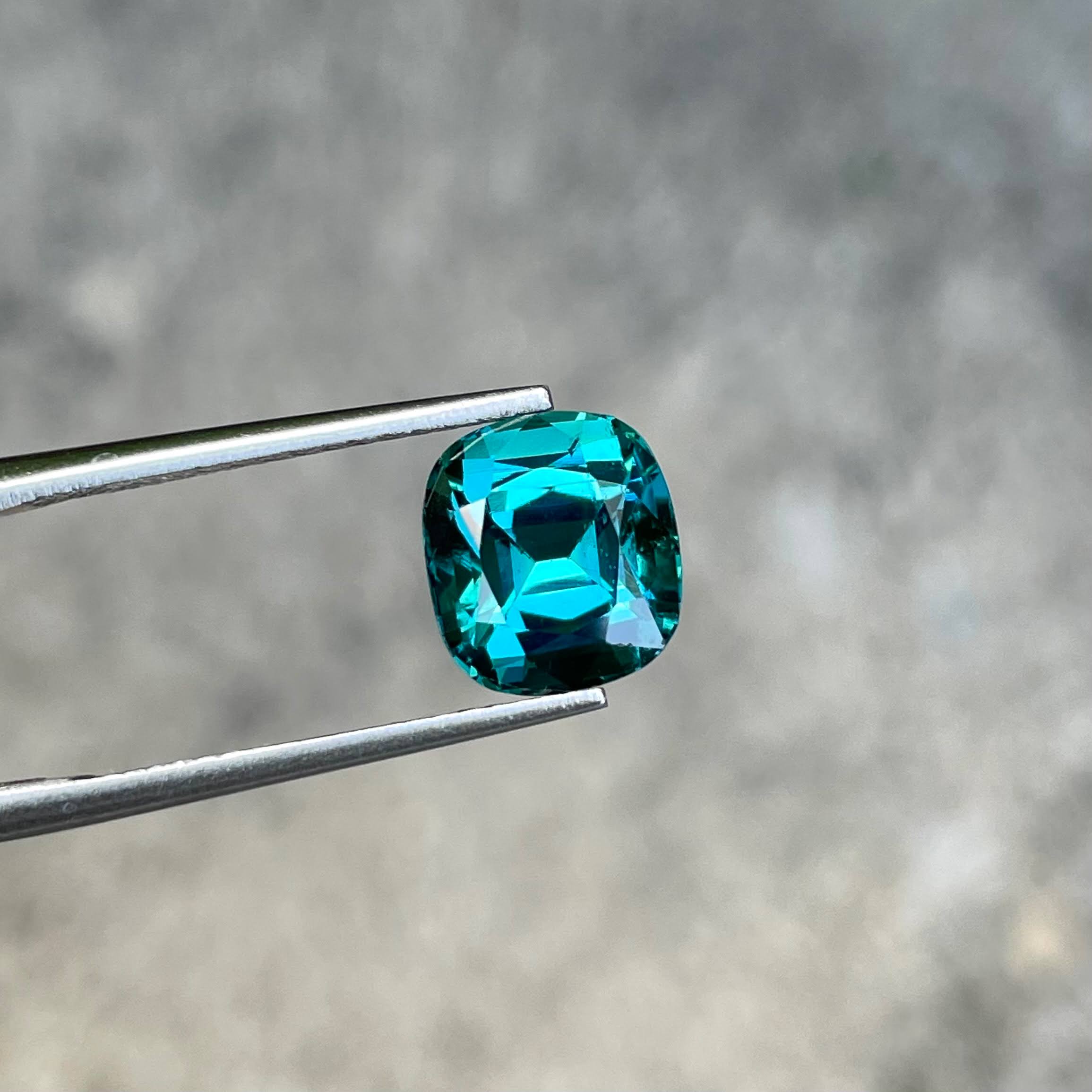 Tourmaline — view 3