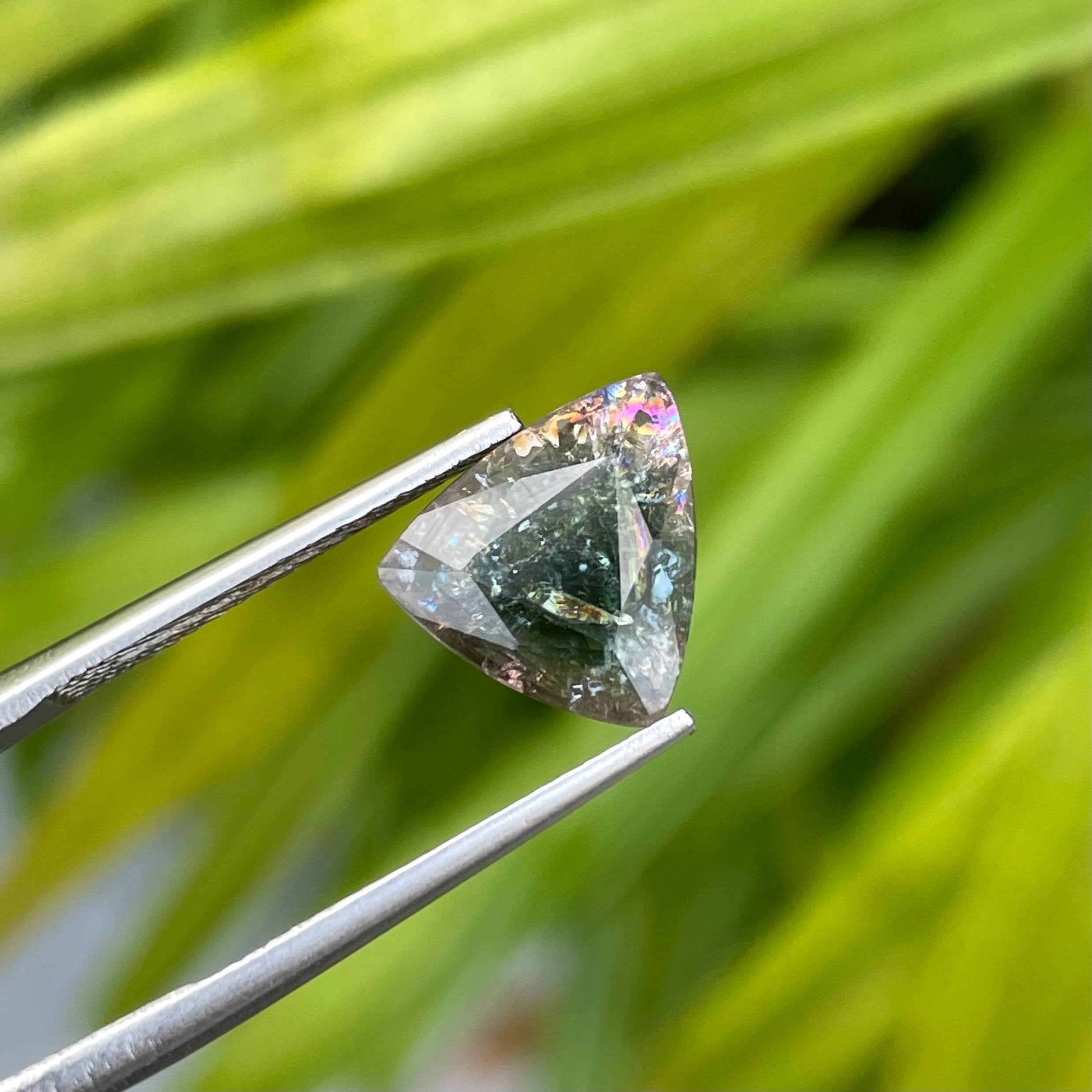 3.54 Carats Rainbow Effect Tourmaline Trilliant Cut Natural African Gemstone — view 1
