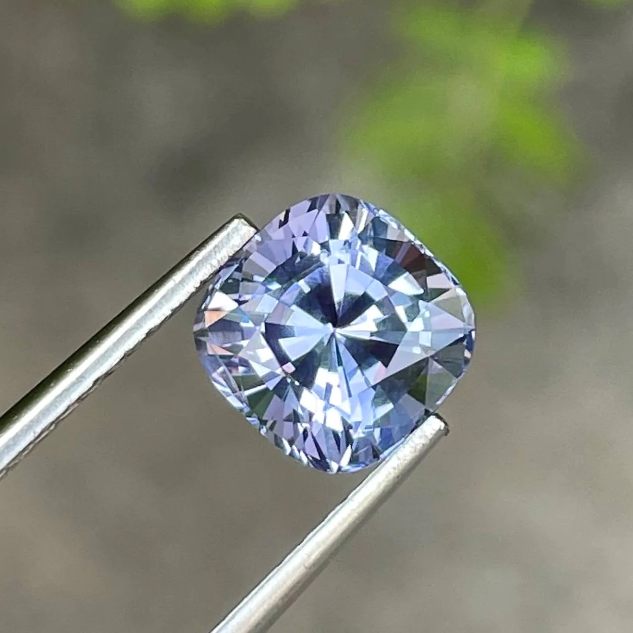 2.67 Carats Lavender Spinel Stone Cushion Cut Natural Tanzanian Gemstone — view 2