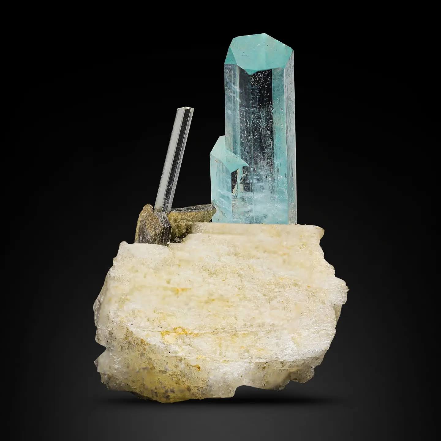 Blue Aquamarine Crystals On Albite Matrix Specimen From Pakistan