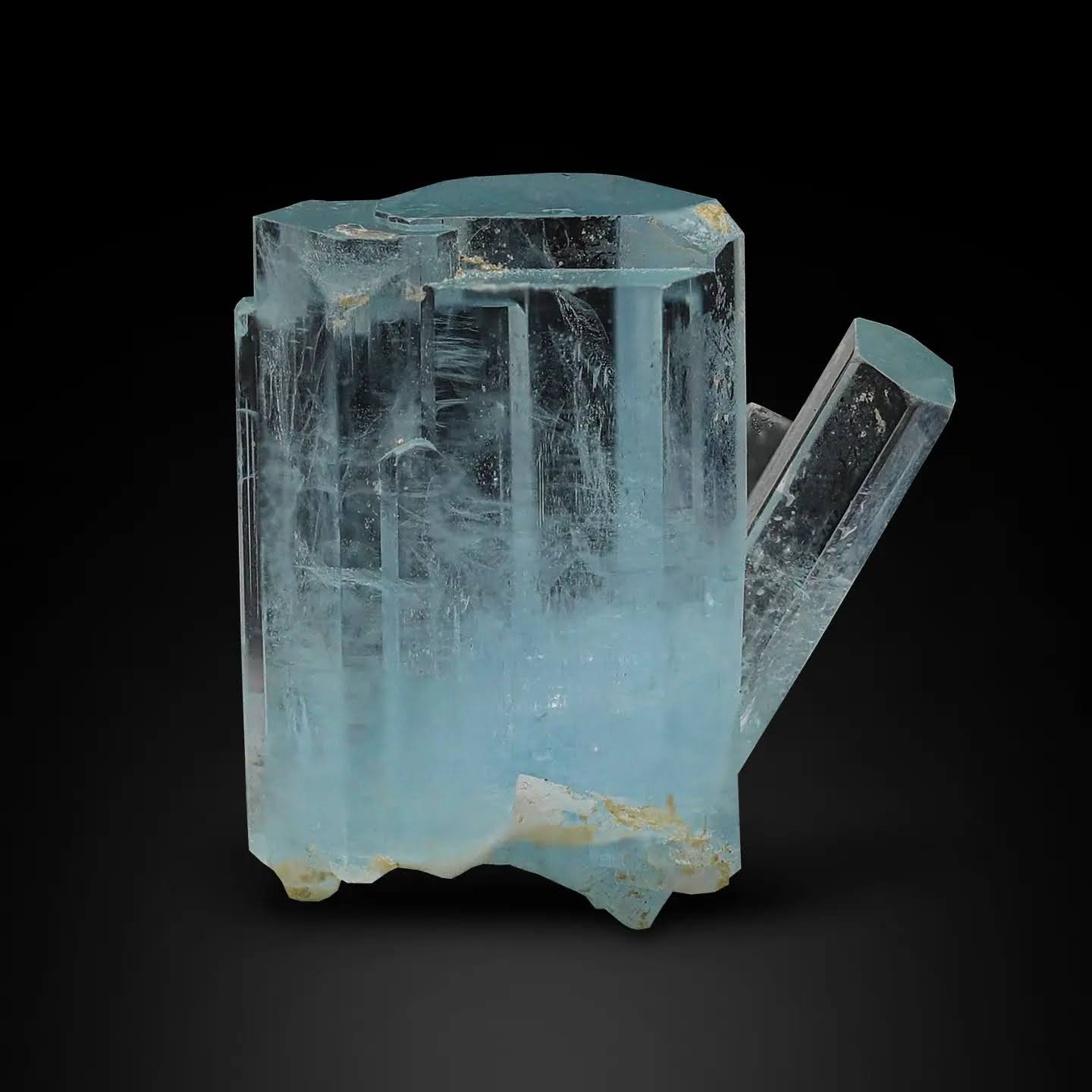 Adorable Blue Aquamarine With Perfect Side Crystals From Pakistan — view 1
