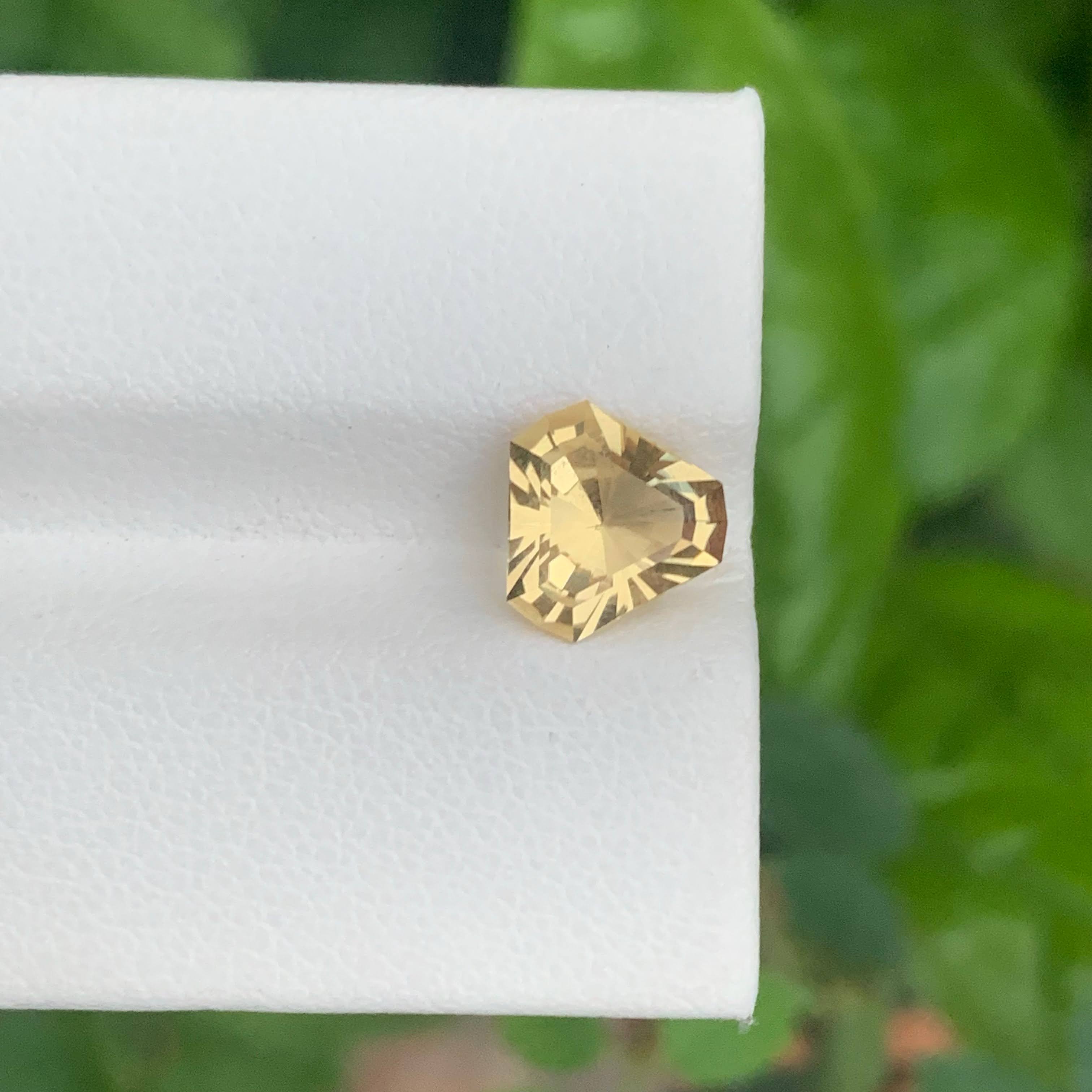1.65 Carats Orange Citrine Stone Trillion Cut Natural Brazilian Gemstone — view 1
