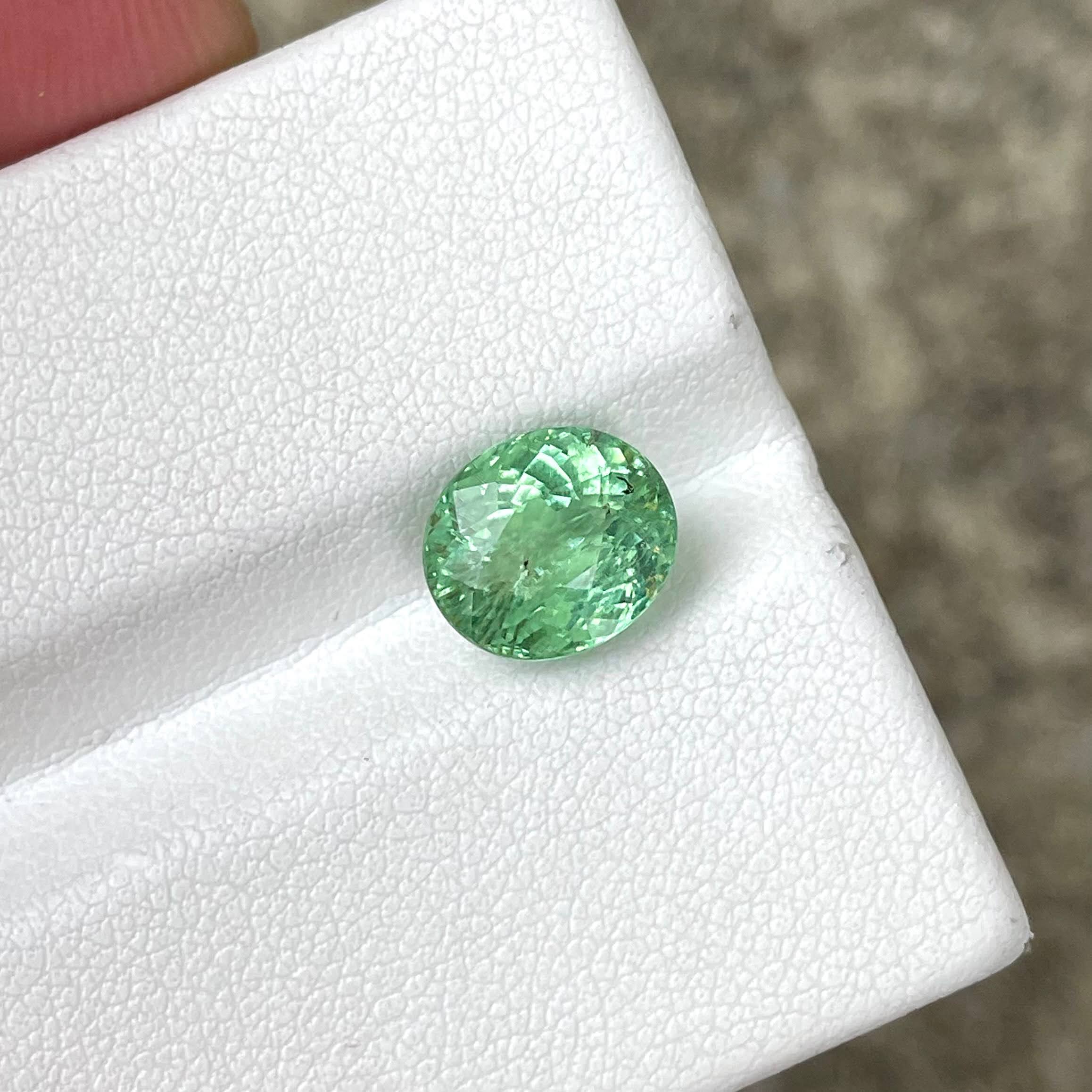 3.24 carats Paraiba Tourmaline Oval Cut Natural Stone from Mozambique — view 1