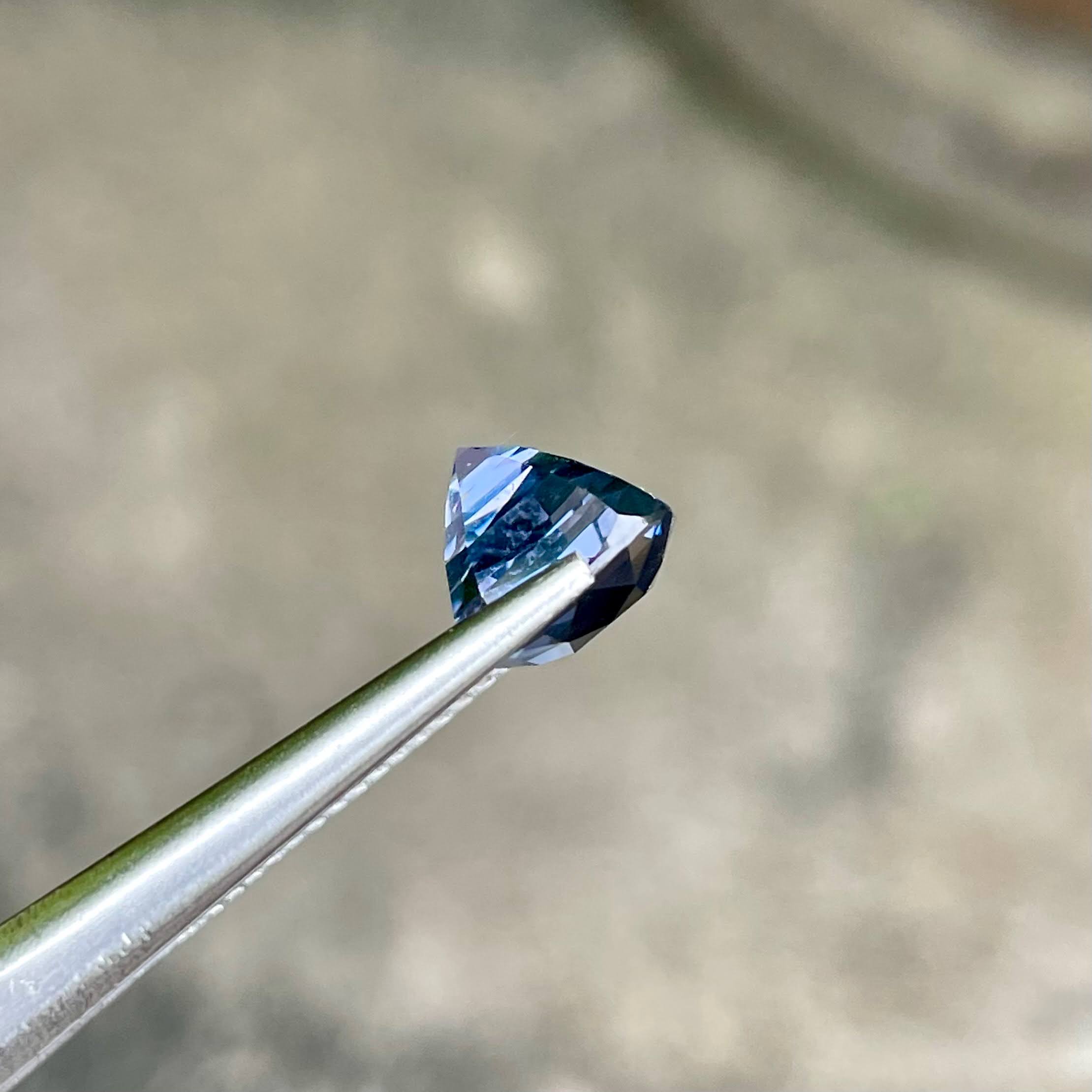 4.00 carats Lavender Spinel Stone Cushion Cut Natural Tanzanian Gemstone — view 3