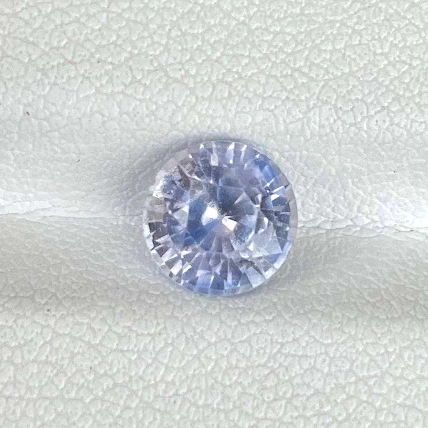 1.93 carats Loose Sapphire Stone Round Cut Natural Sri Lankan Gemstone — view 1